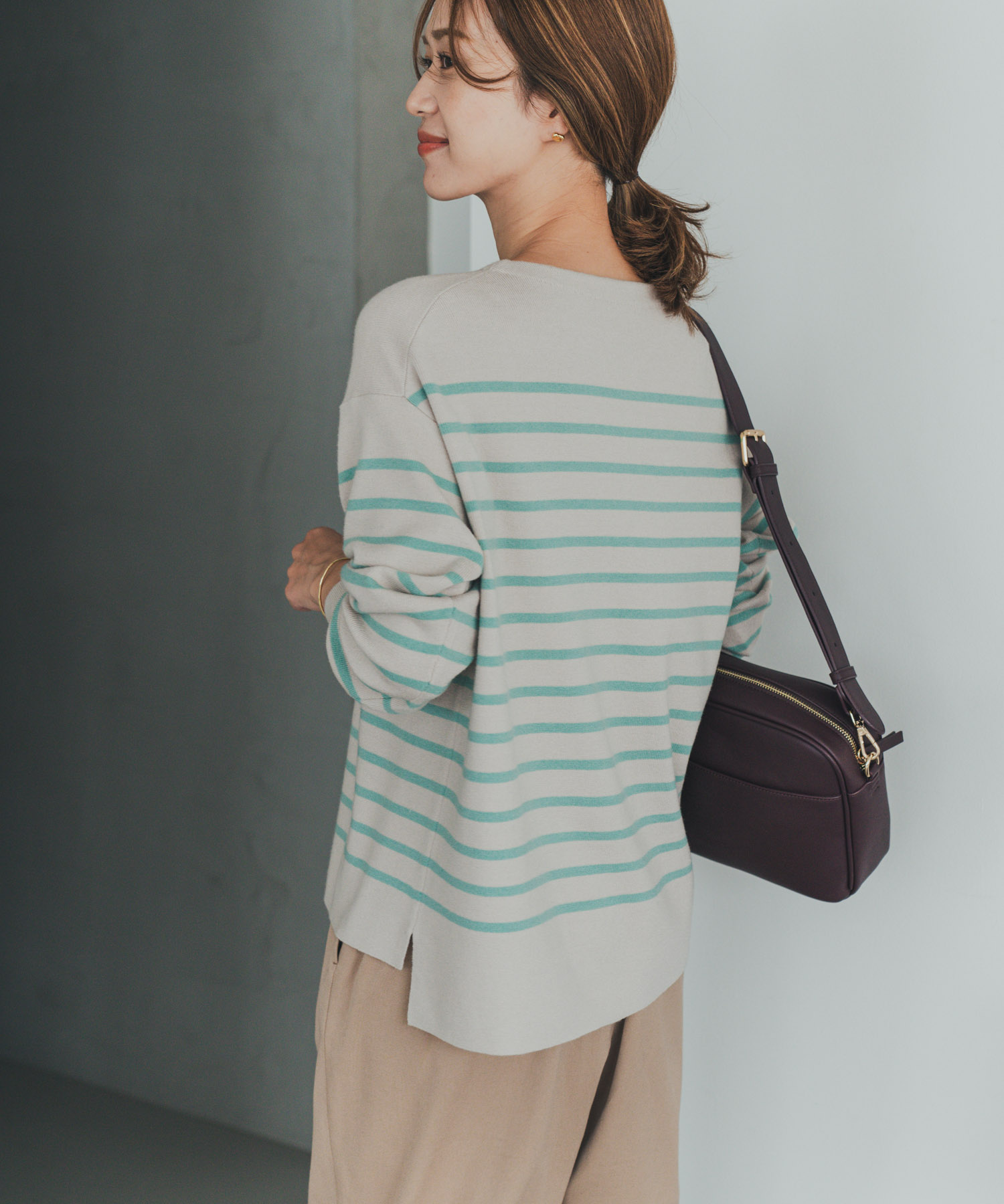 L.GRY×BLU