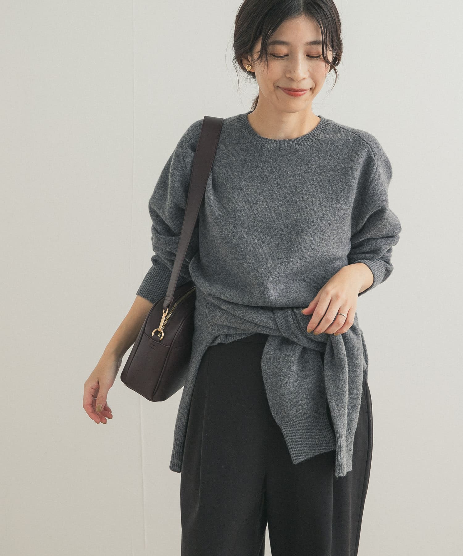 TOP GRAY