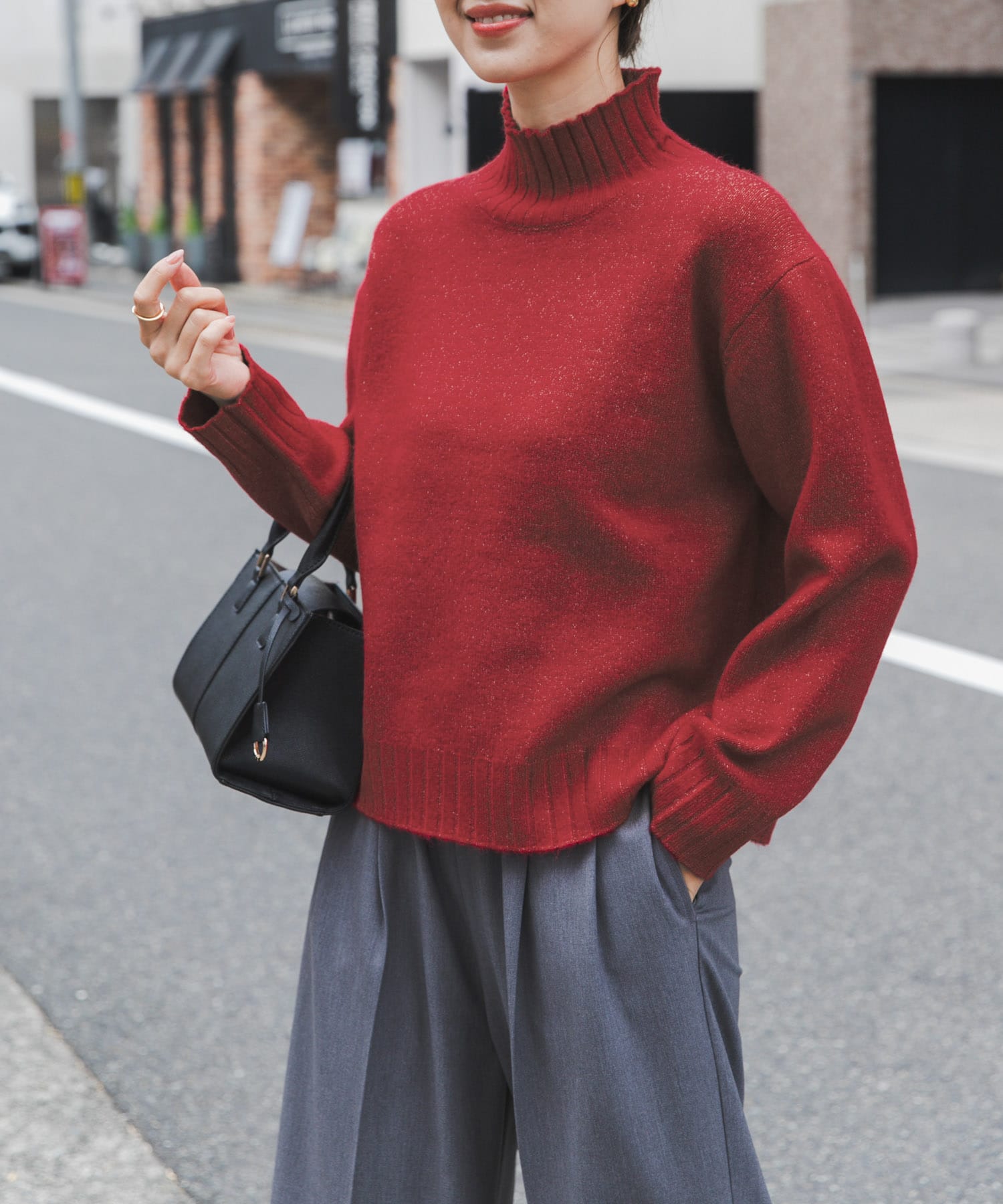 タートルネックニットプルオーバー