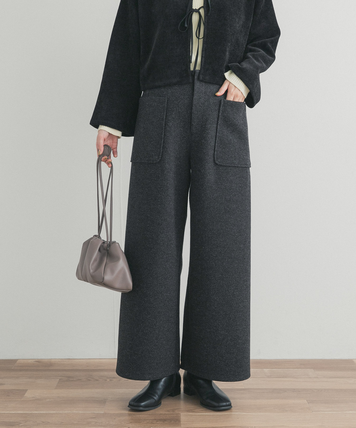 カットメルトンワイドパンツ