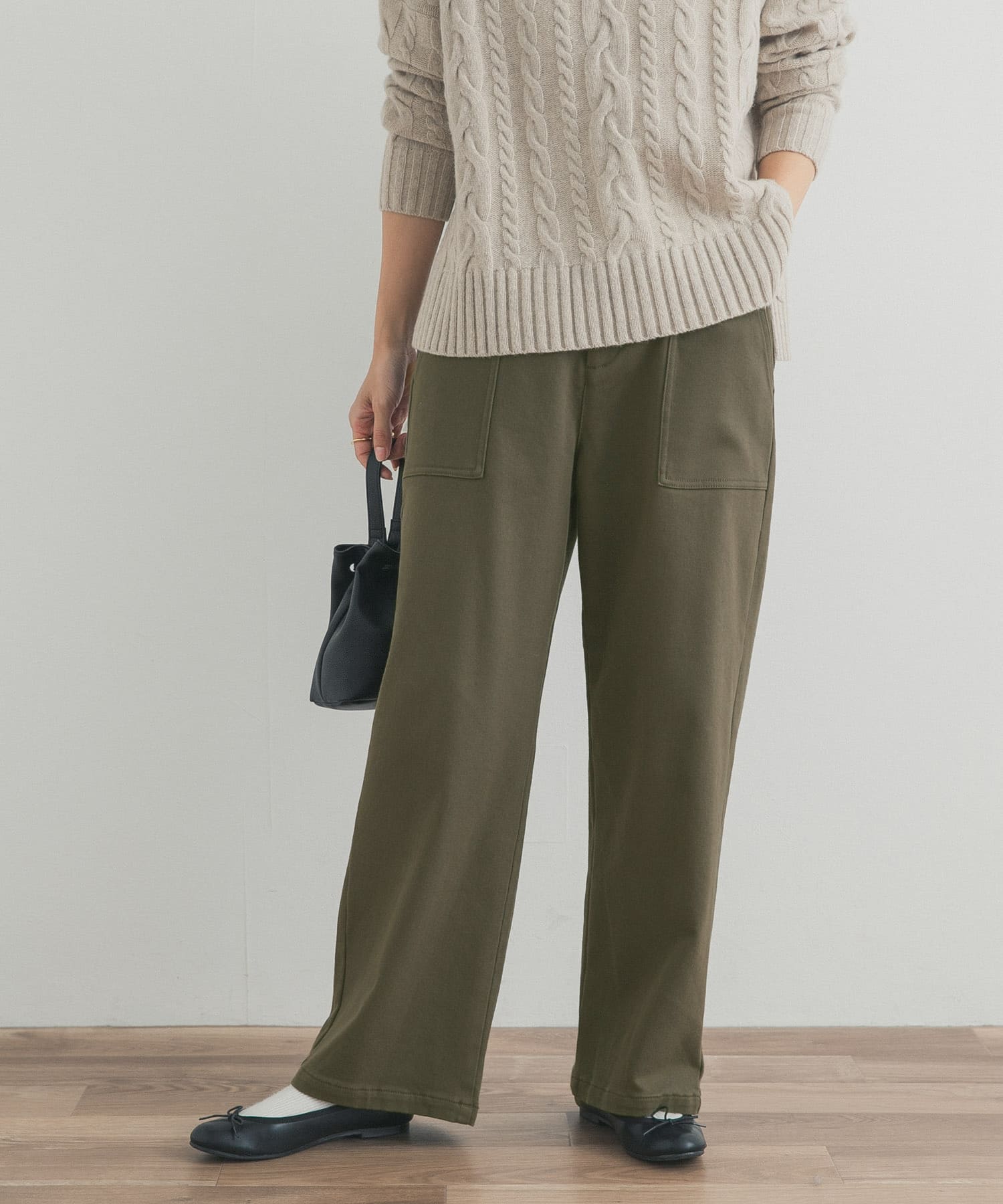 KHAKI