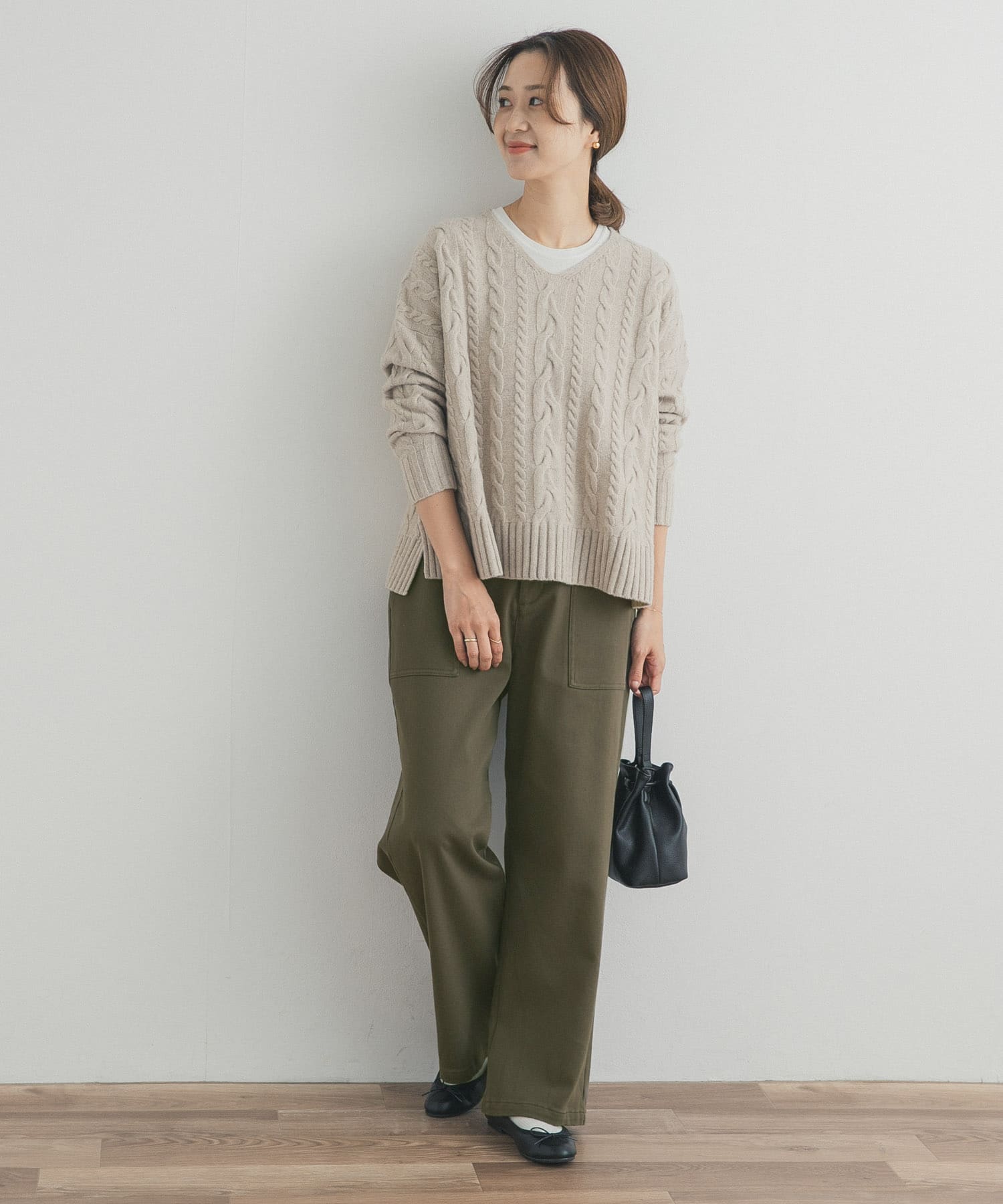 KHAKI