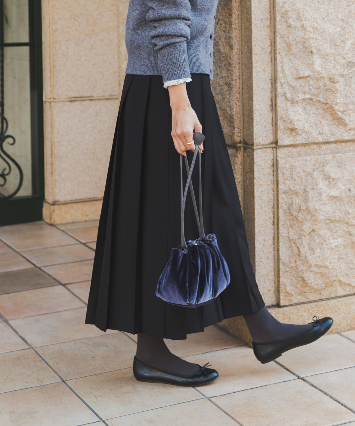 『UR TECH SMOOTHLUXE』片ヒダプリーツスカート