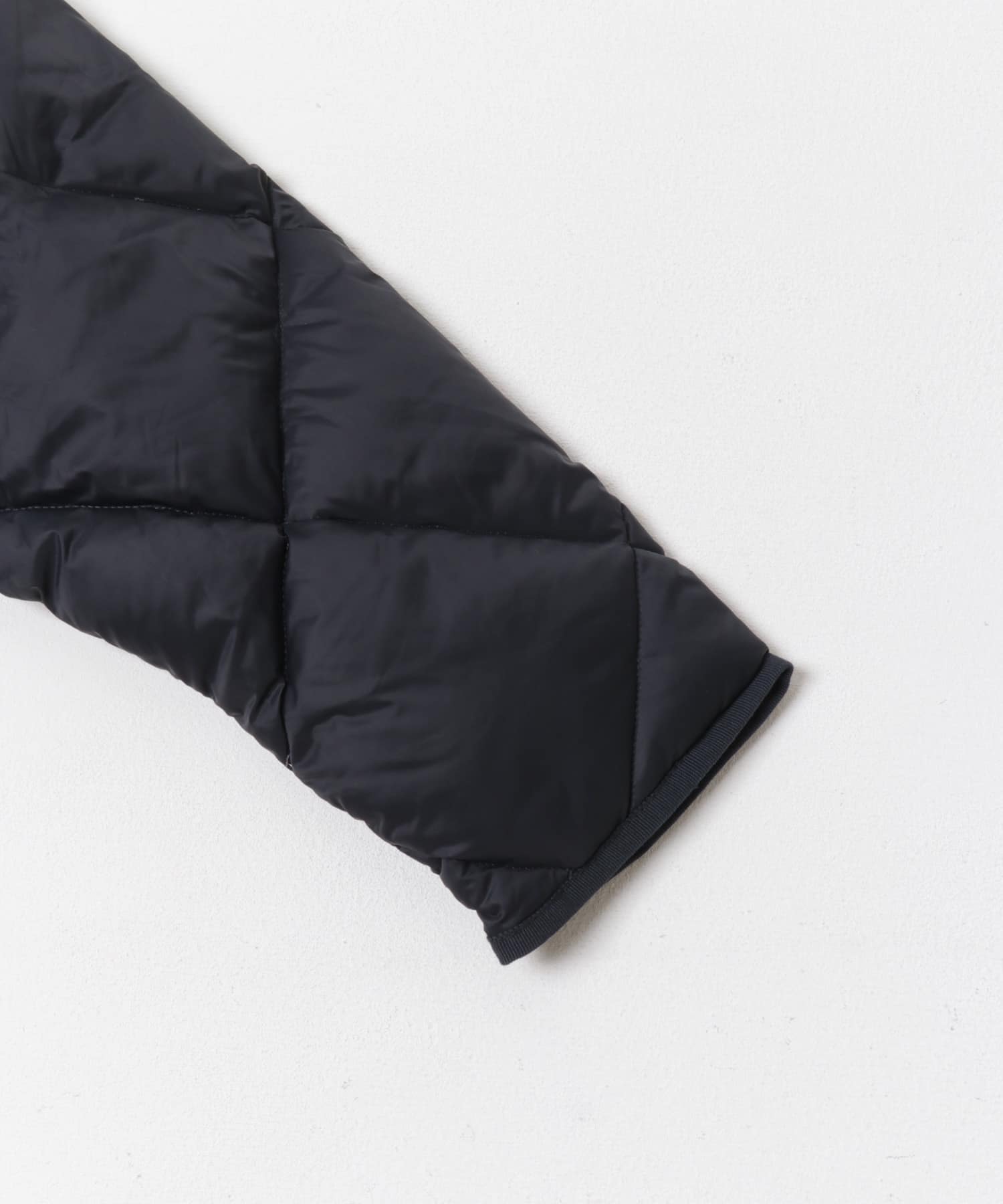 『一部WEB限定カラー』ライトダウンキルトショートブルゾン NAVY M