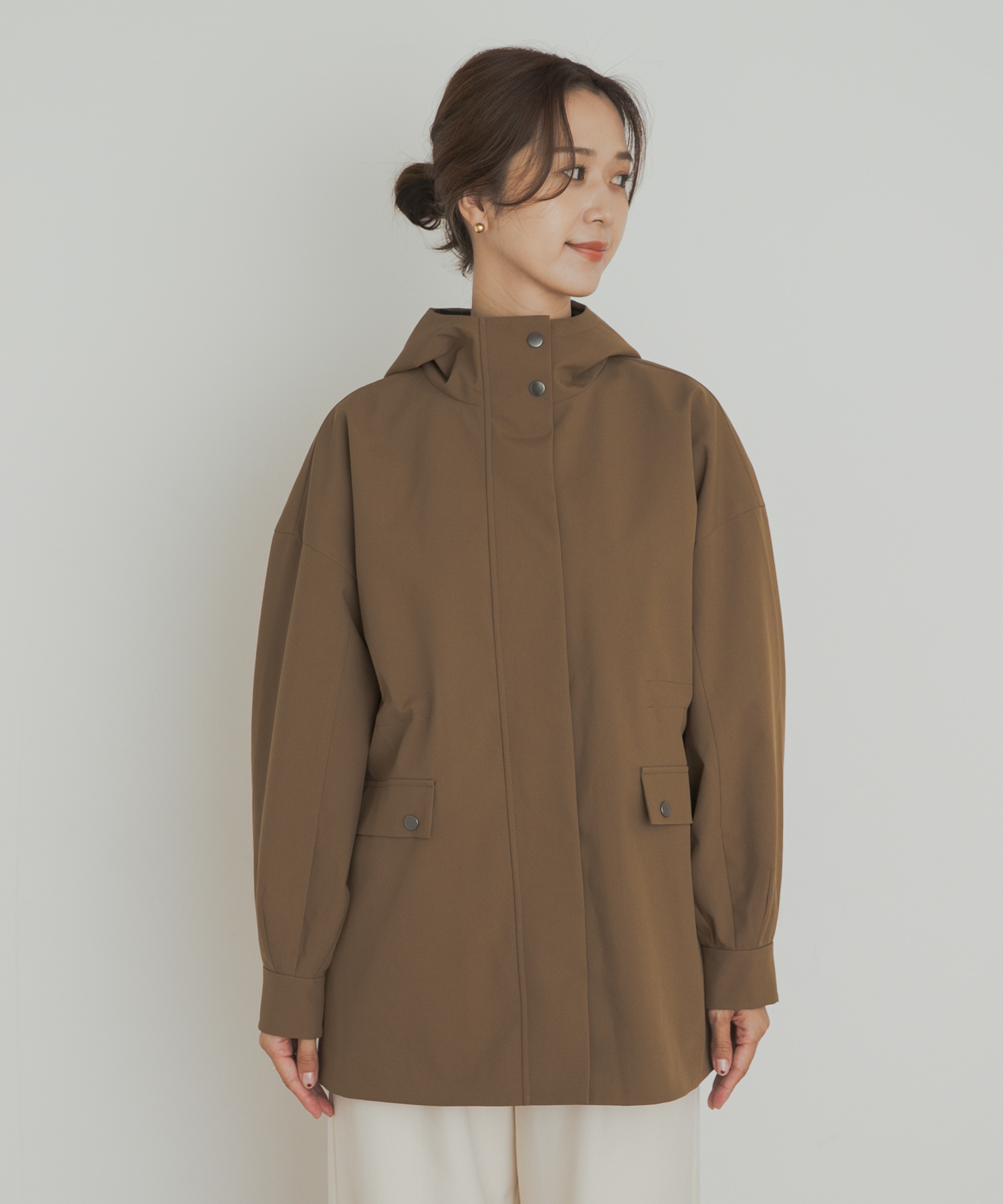 D.BEIGE