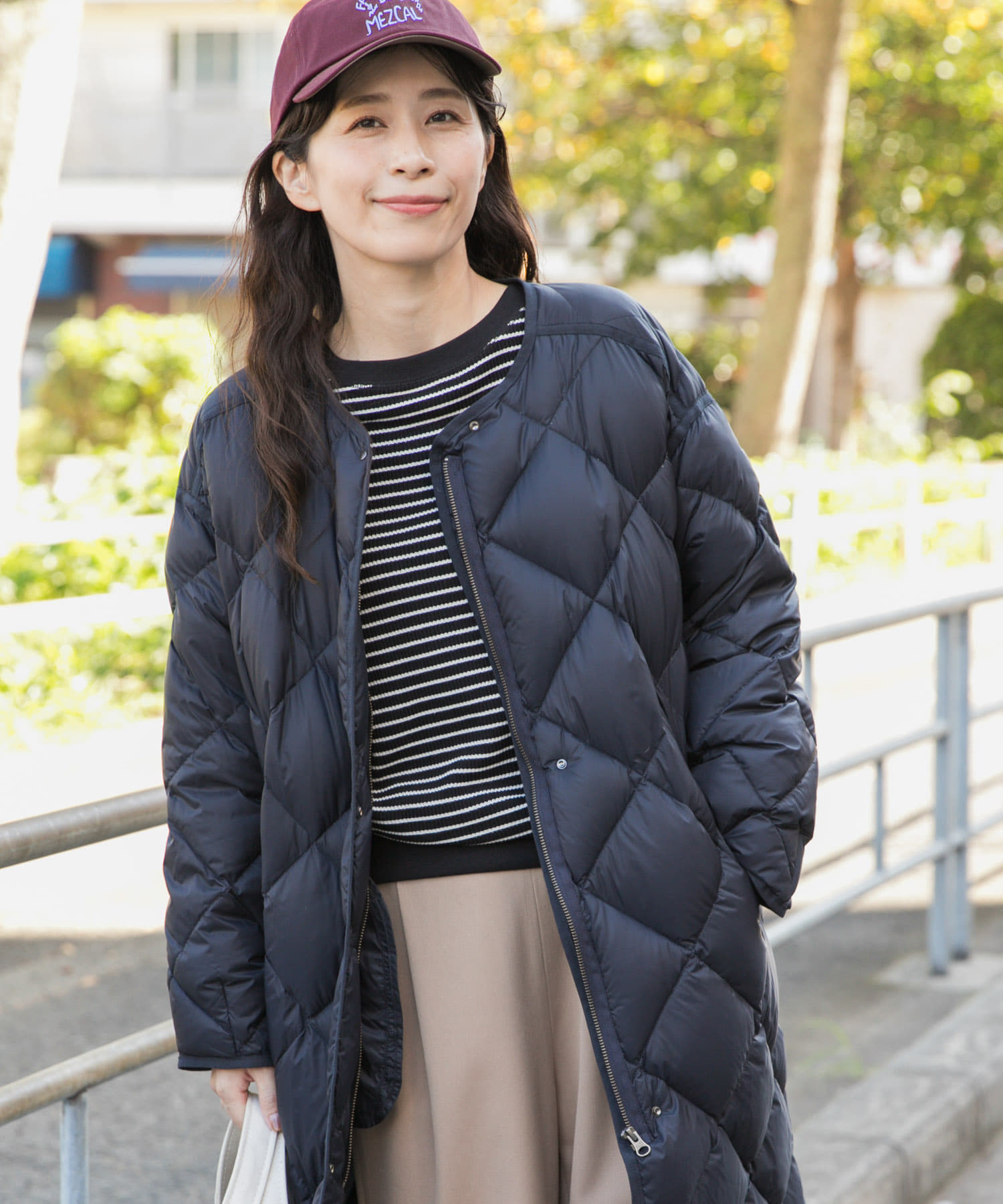 ライトダウンキルトロングコート NAVY M