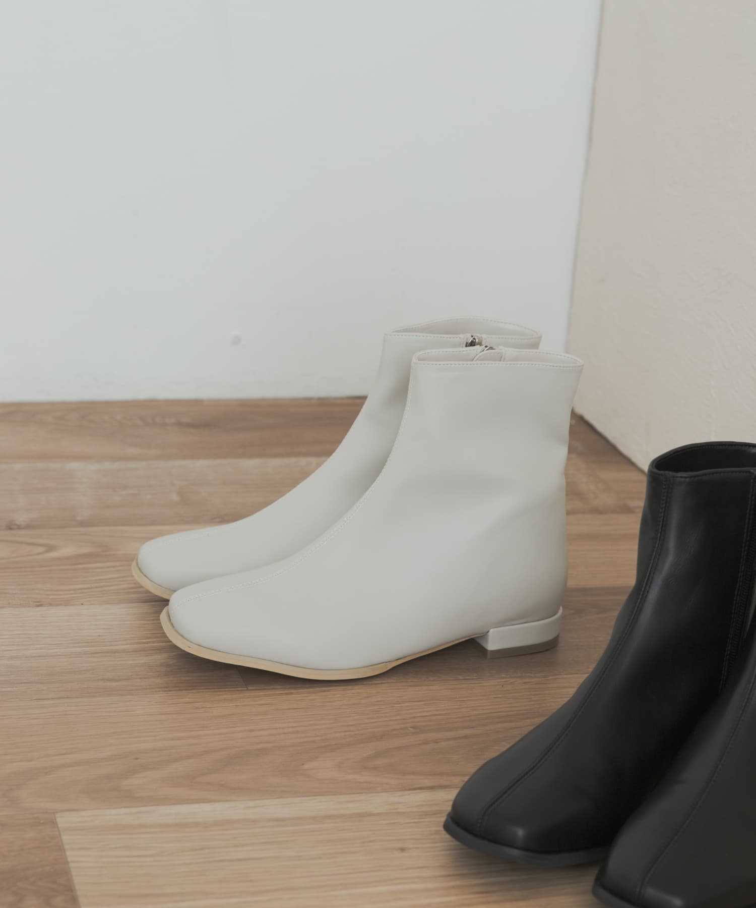 スタイルアップブーツ IVORY 36