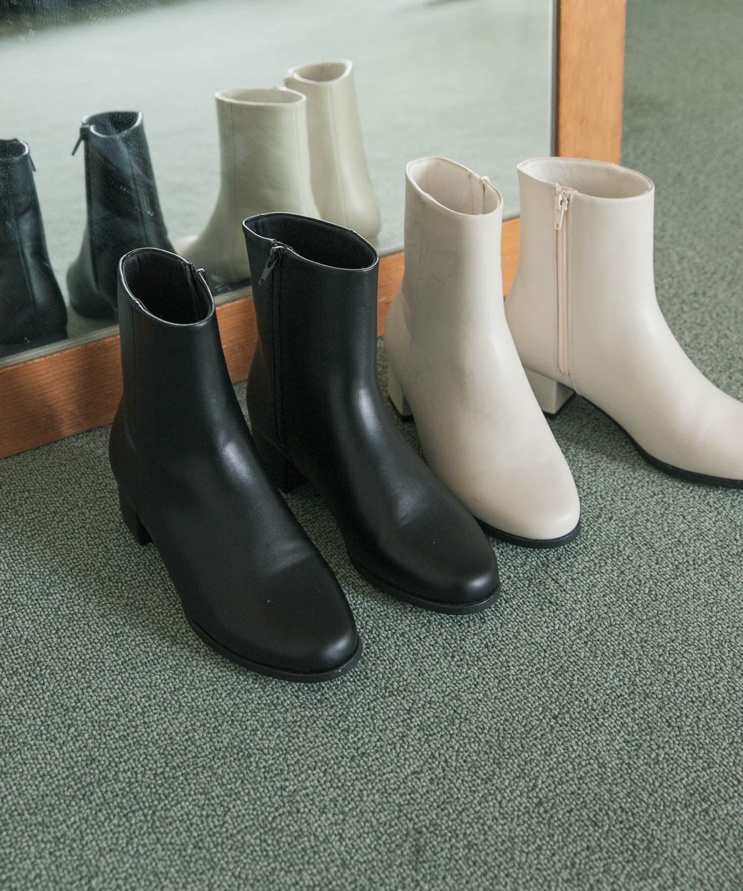 チャンキーヒールブーツ IVORY 36