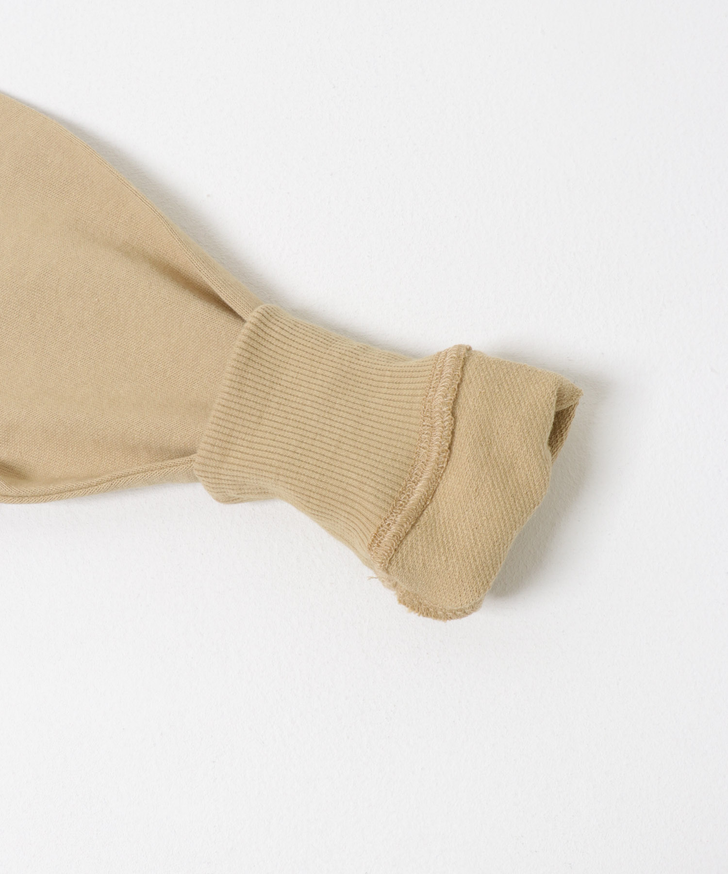 『WEB/一部店舗限定サイズ』裏毛ロゴプルオーバー(KIDS) BEIGE 105