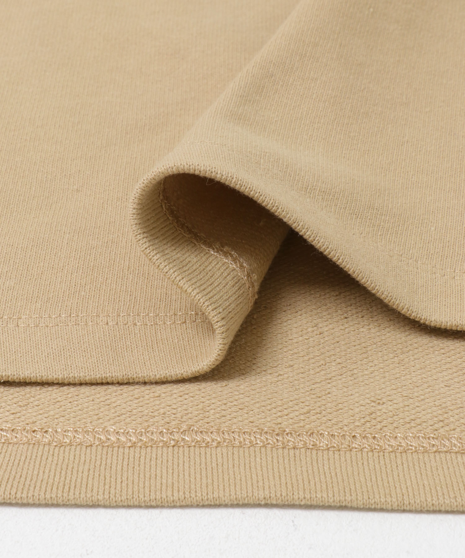 『WEB/一部店舗限定サイズ』裏毛ロゴプルオーバー(KIDS) BEIGE 105