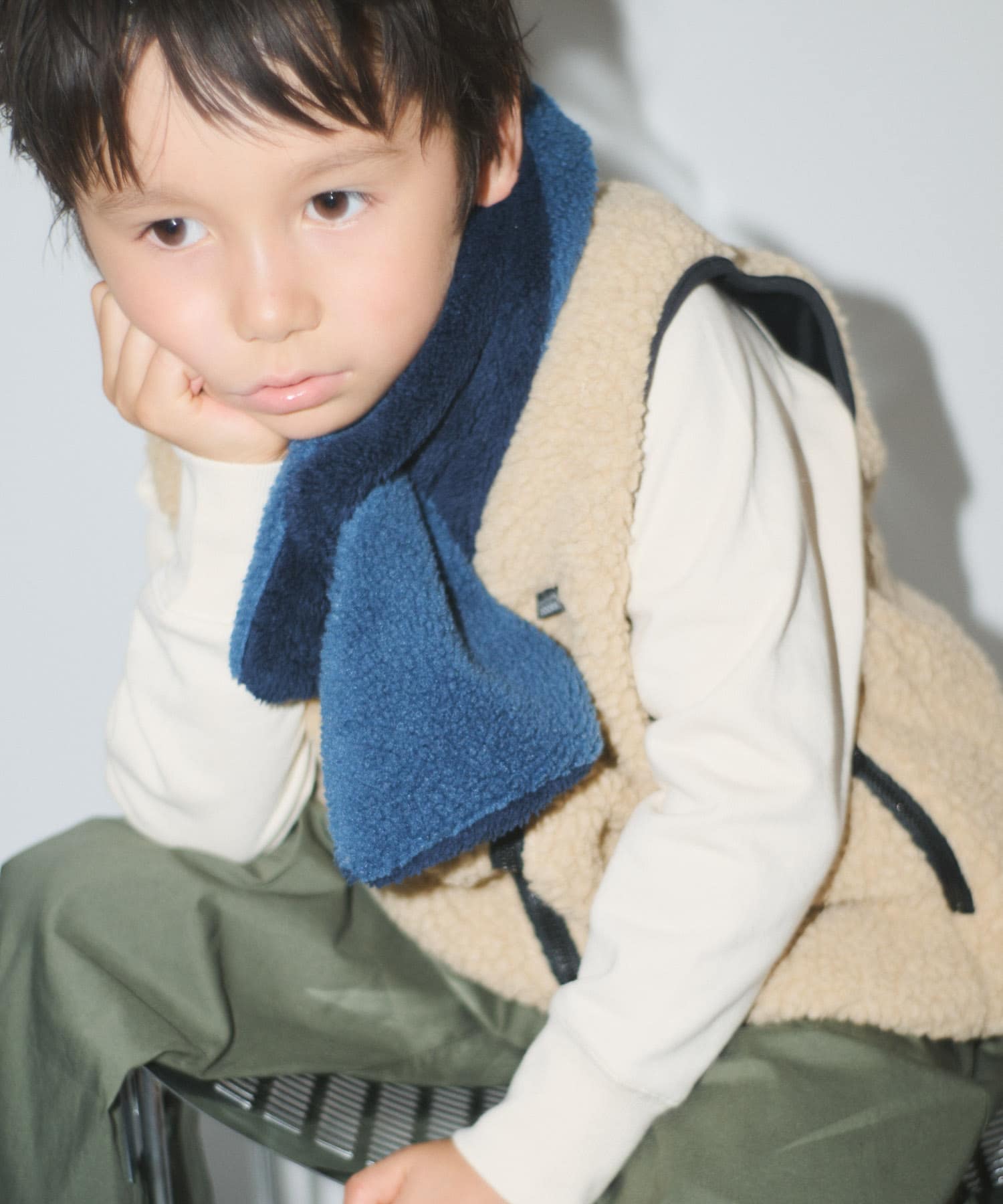 リバーシブルボアベスト(KIDS) BLK×BE 105