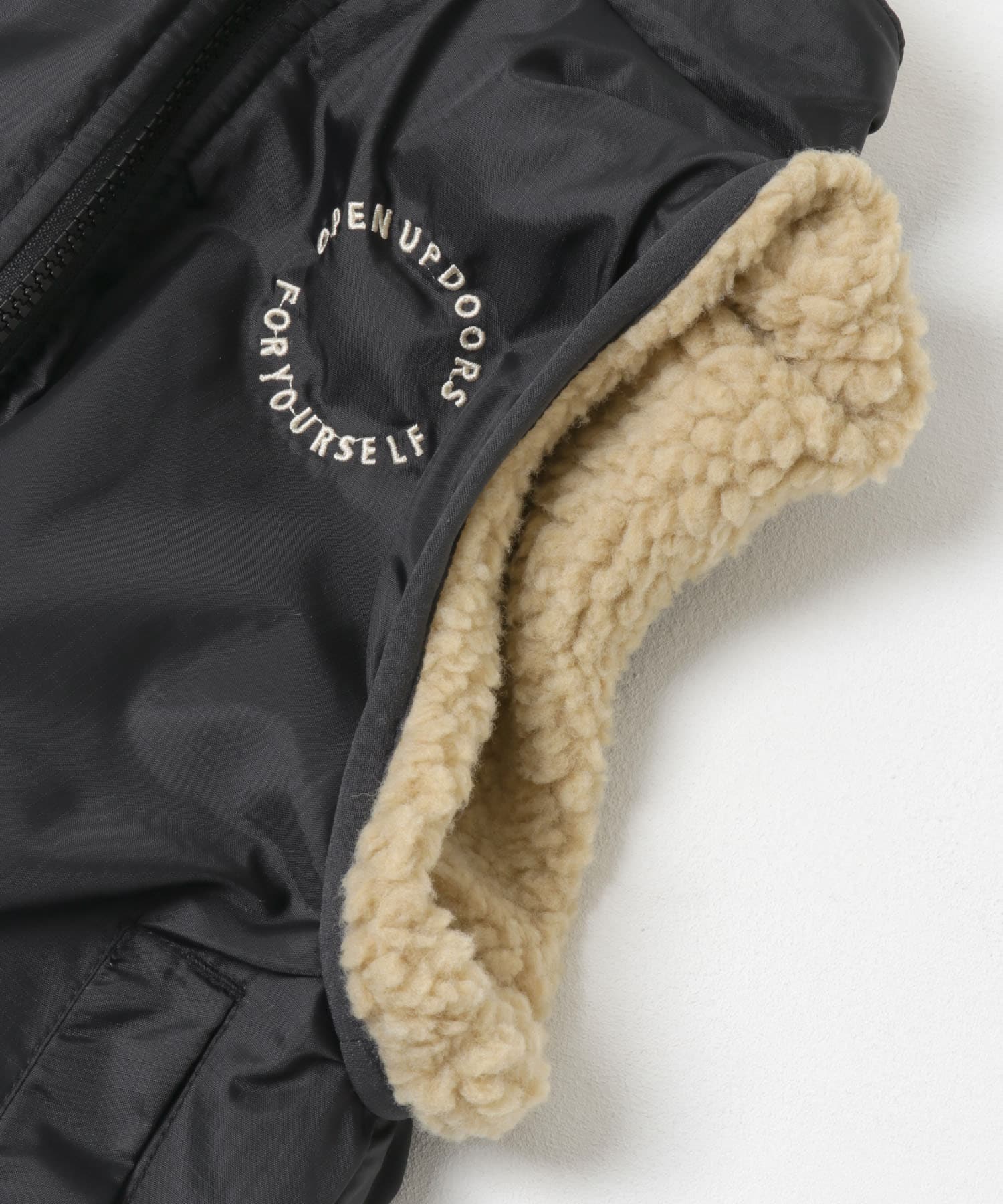 リバーシブルボアベスト(KIDS) BLK×BE 105