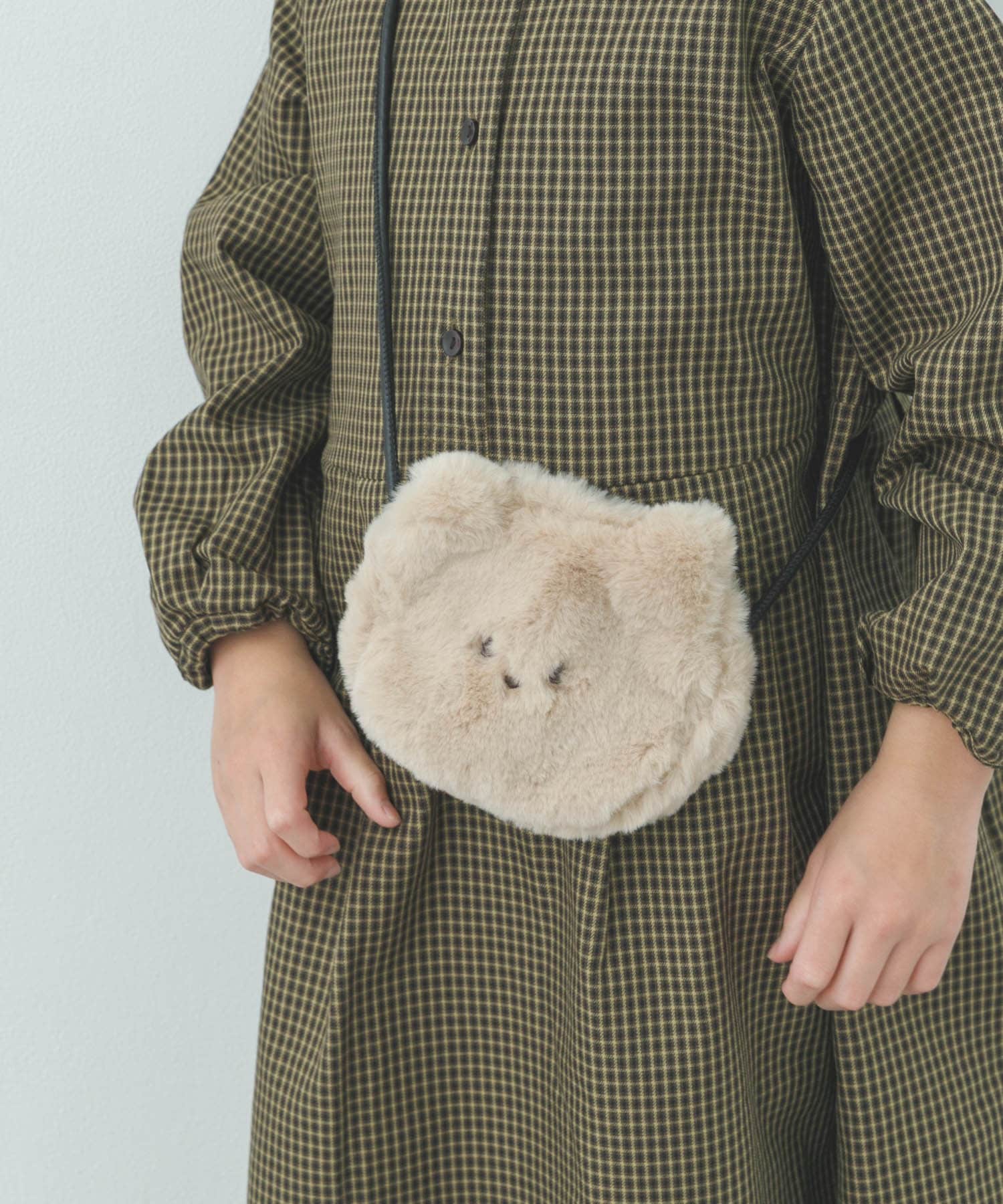 L.BEIGE
