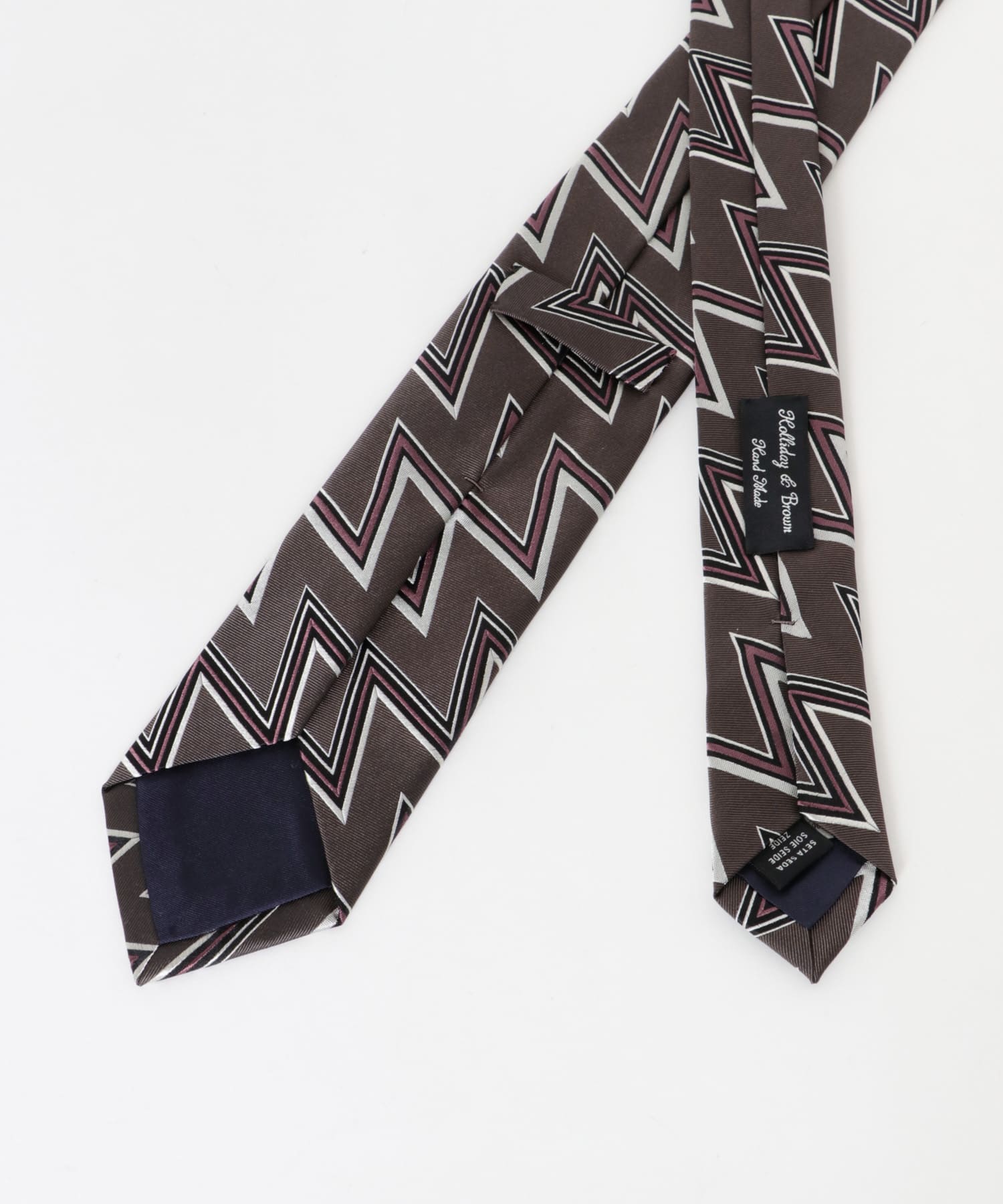 【グレー】LIFE STYLE TAILOR Holiday & Brown タイ5 LIFE STYLE TAILOR Holiday & Brown タイ5(- 01BLACK): ドレスライン