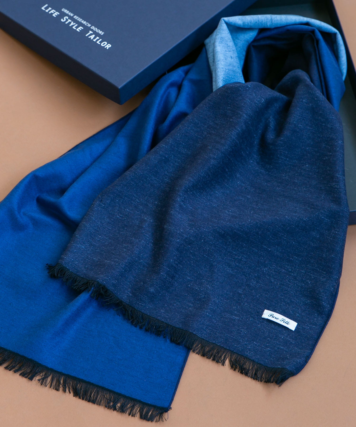 LIFE STYLE TAILOR　シルクリバーシブルマフラー