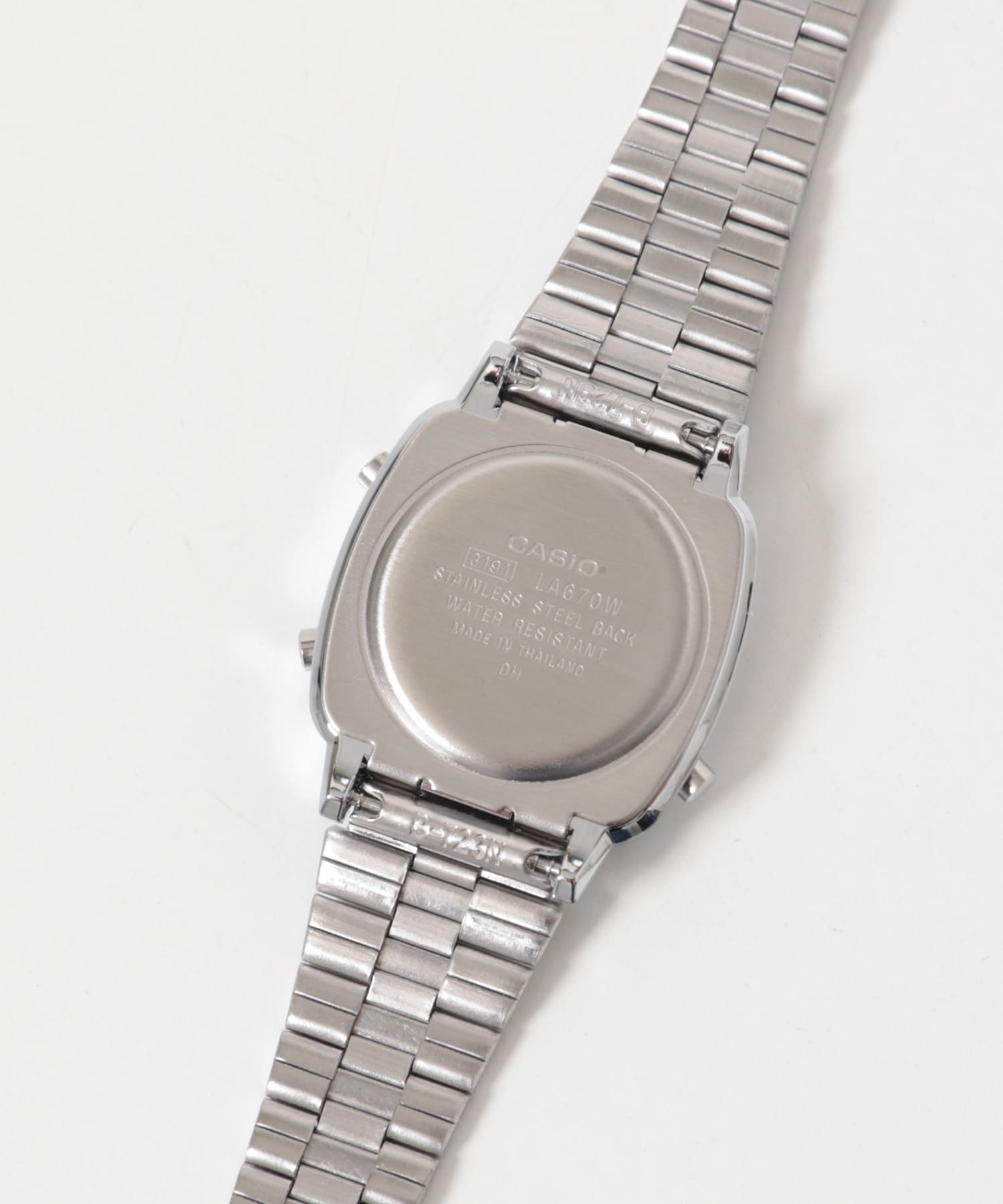 CASIO　メタルスクエアデジタルウォッチ ブラック -