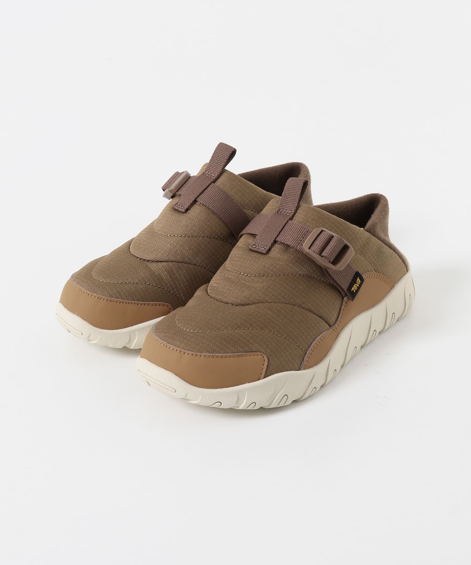 Teva　REEMBER CAMP
