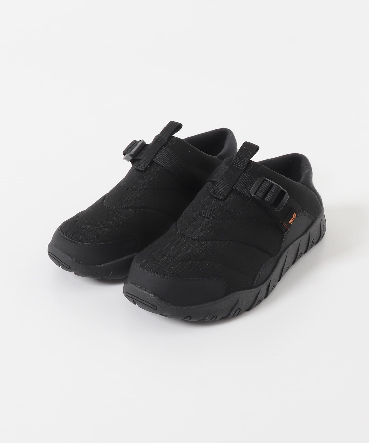 Teva　REEMBER CAMP