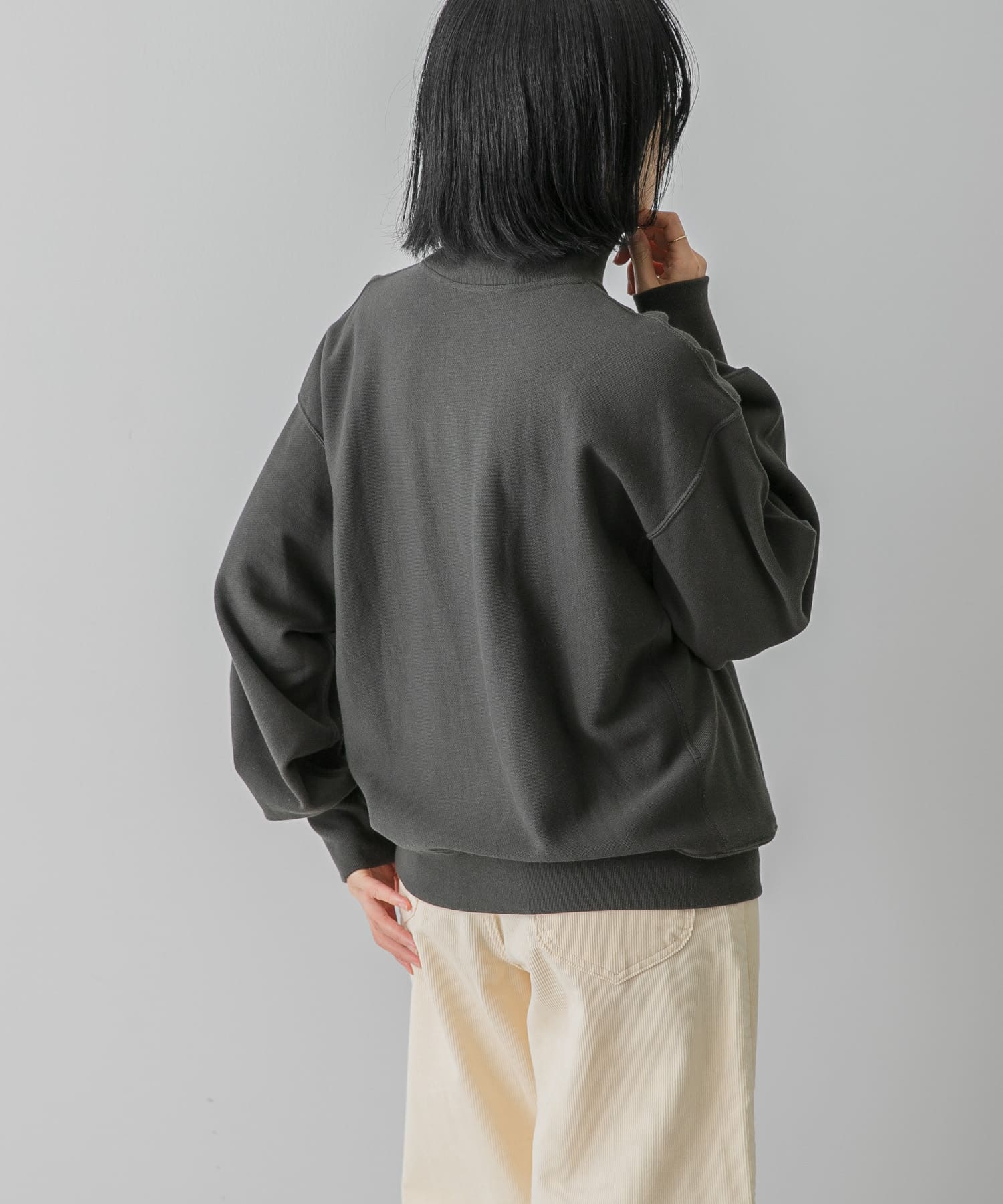 OFF BLACK