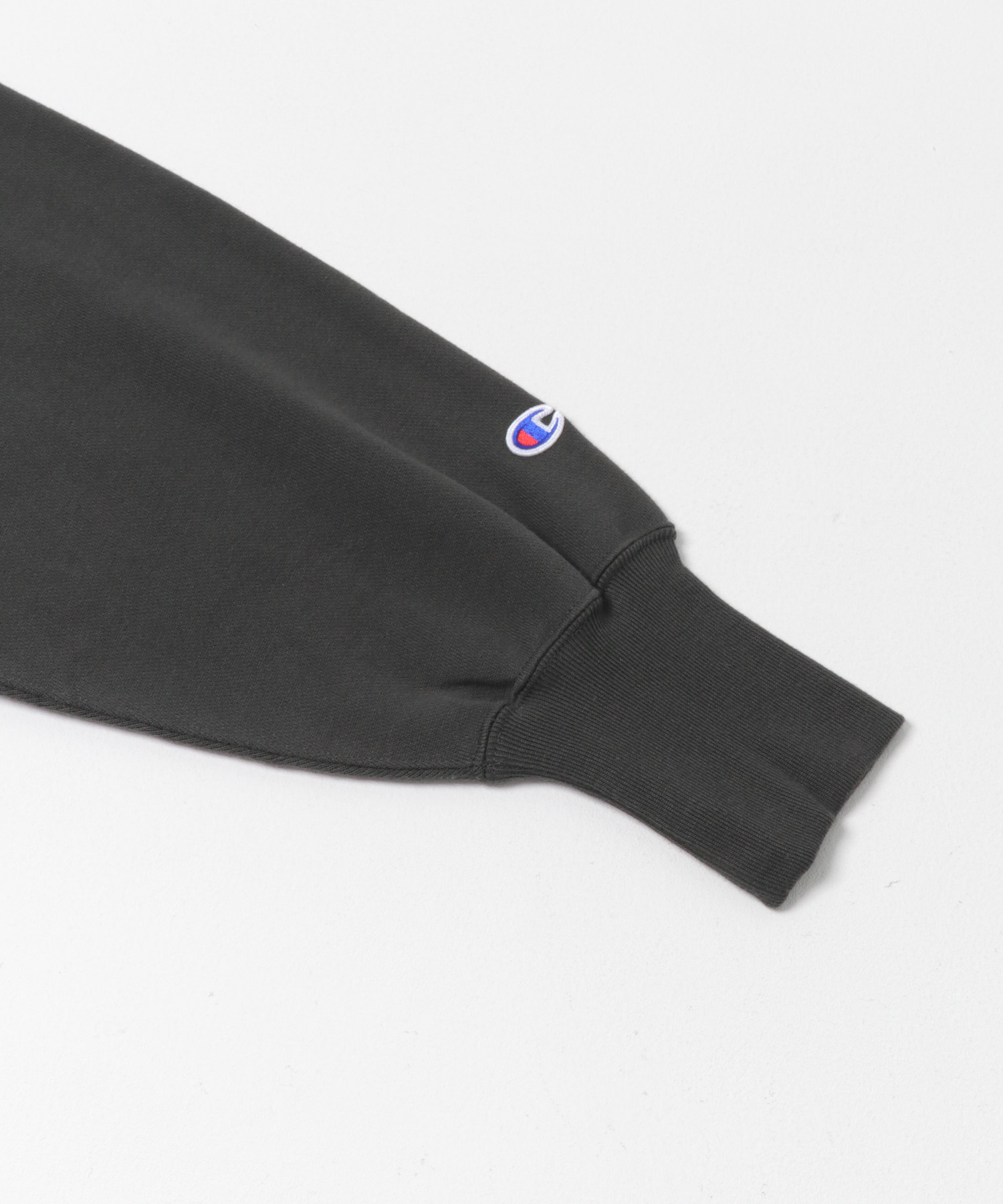 OFF BLACK