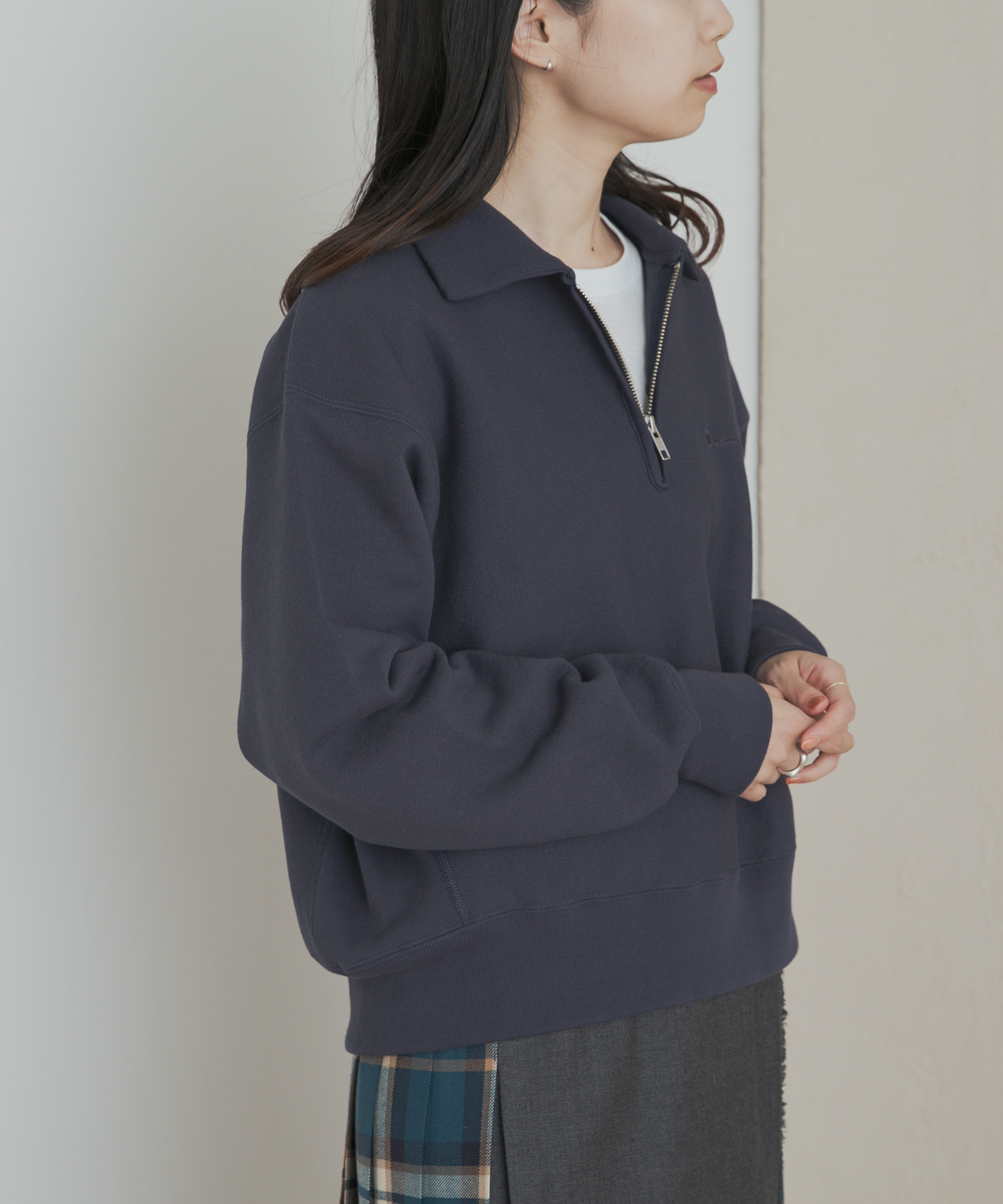 DARK NAVY