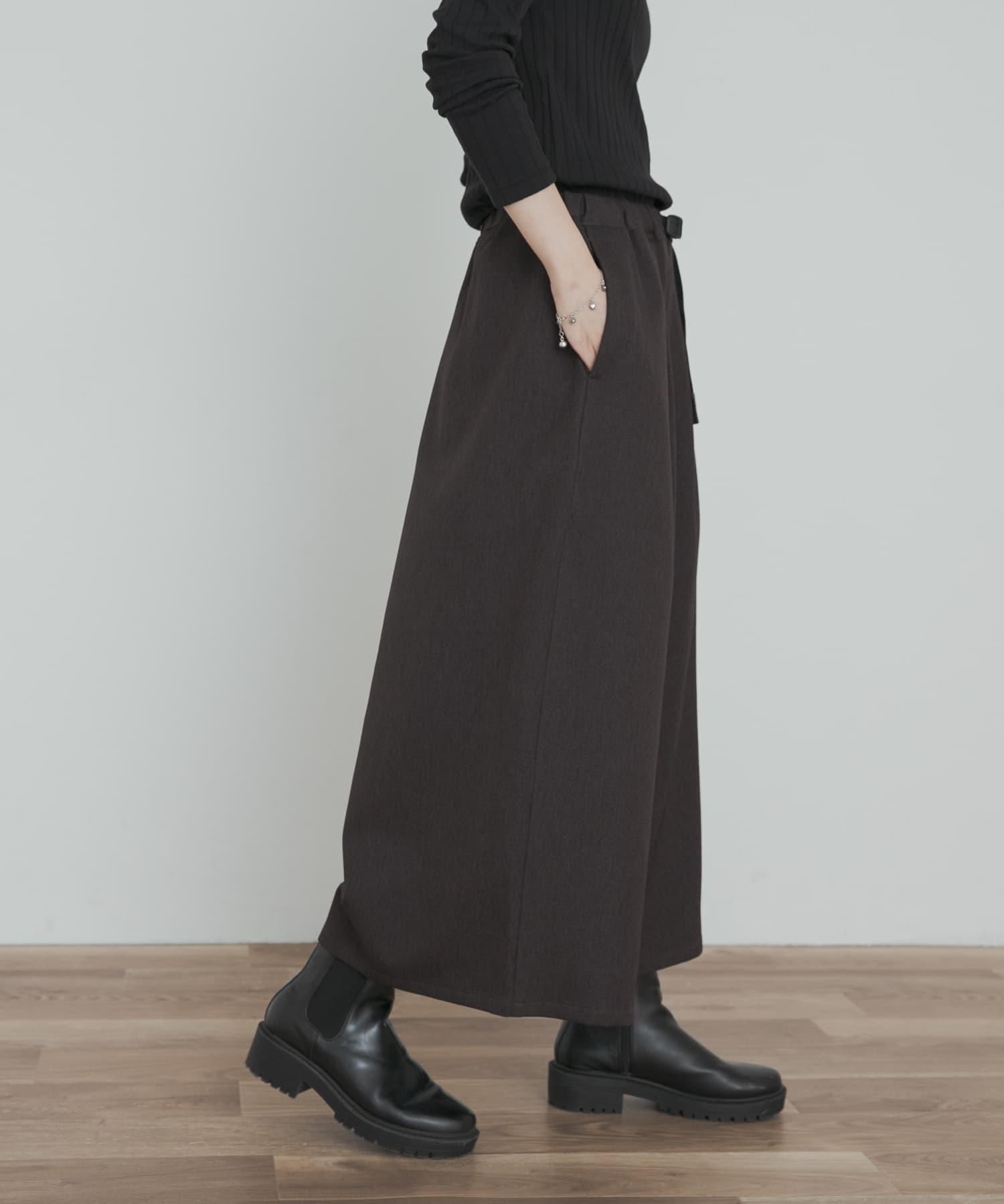 『別注』Gramicci for DOORS　ONETUCK WOOLLIKE PANTS BROWN one