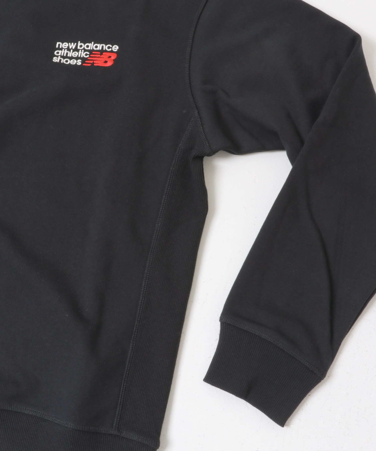 NEW BALANCE　Athletics プレミアムロゴスウェット BK S
