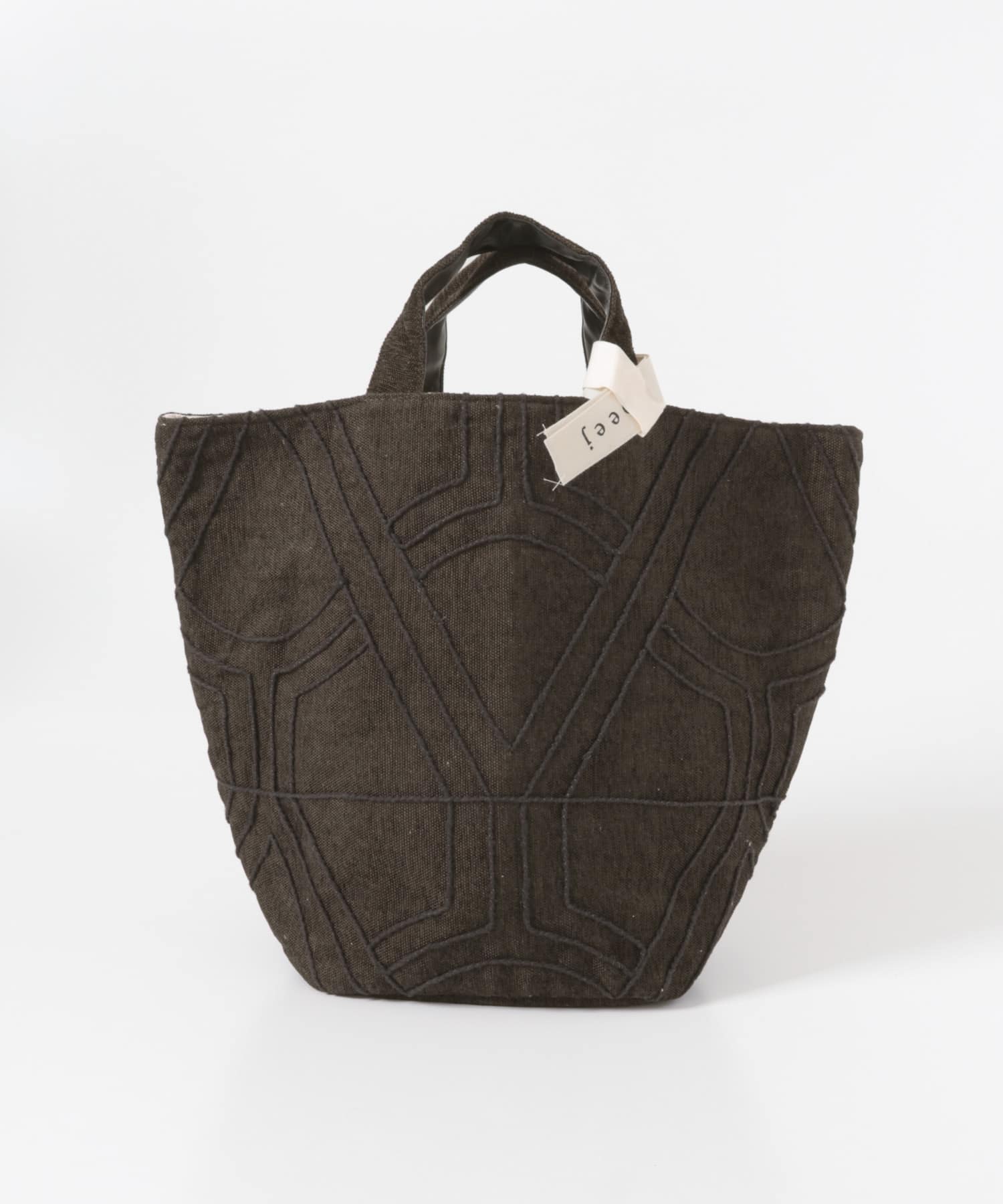beej　dolly emb totebag