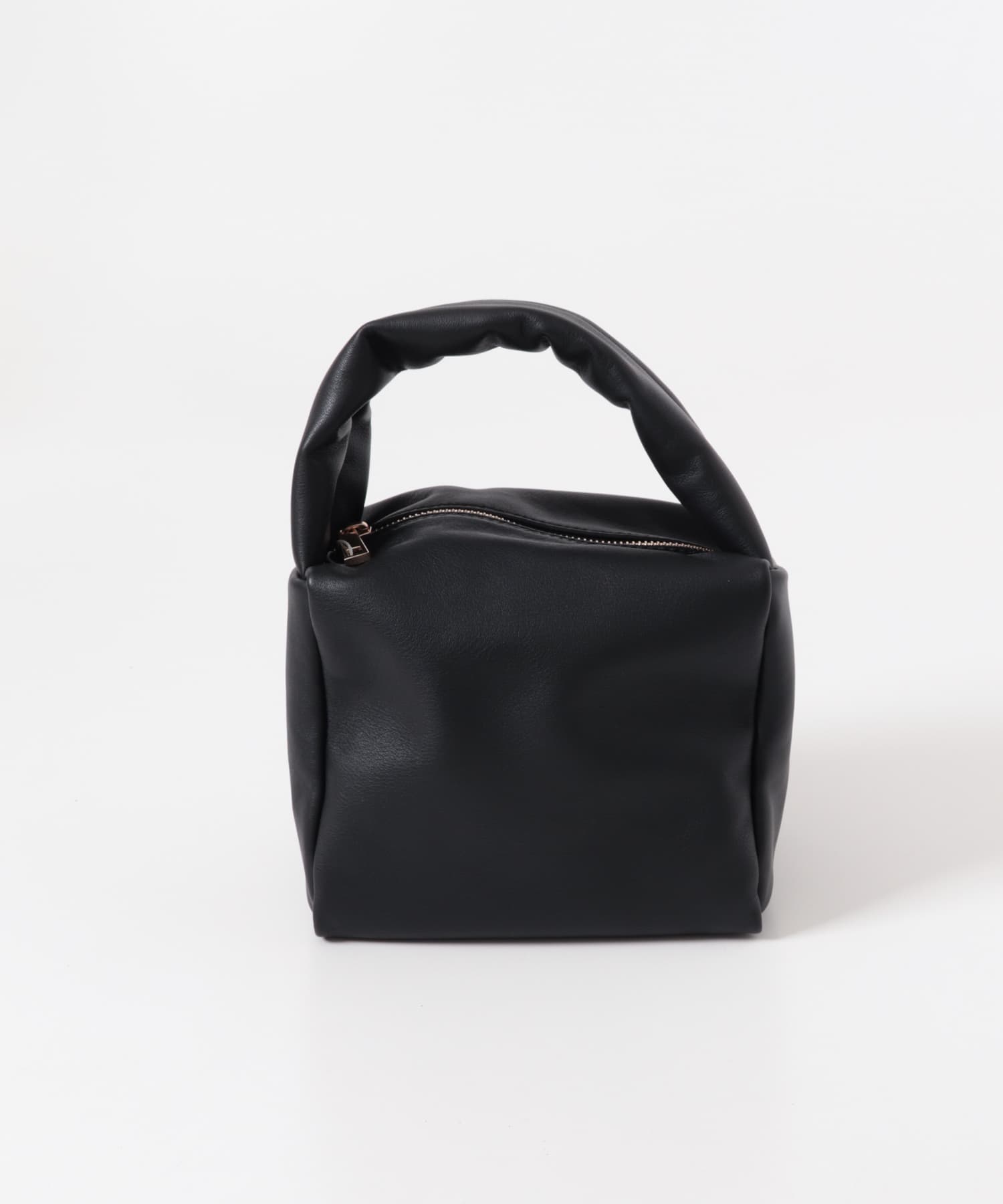 AULENTTI　puff cube bag