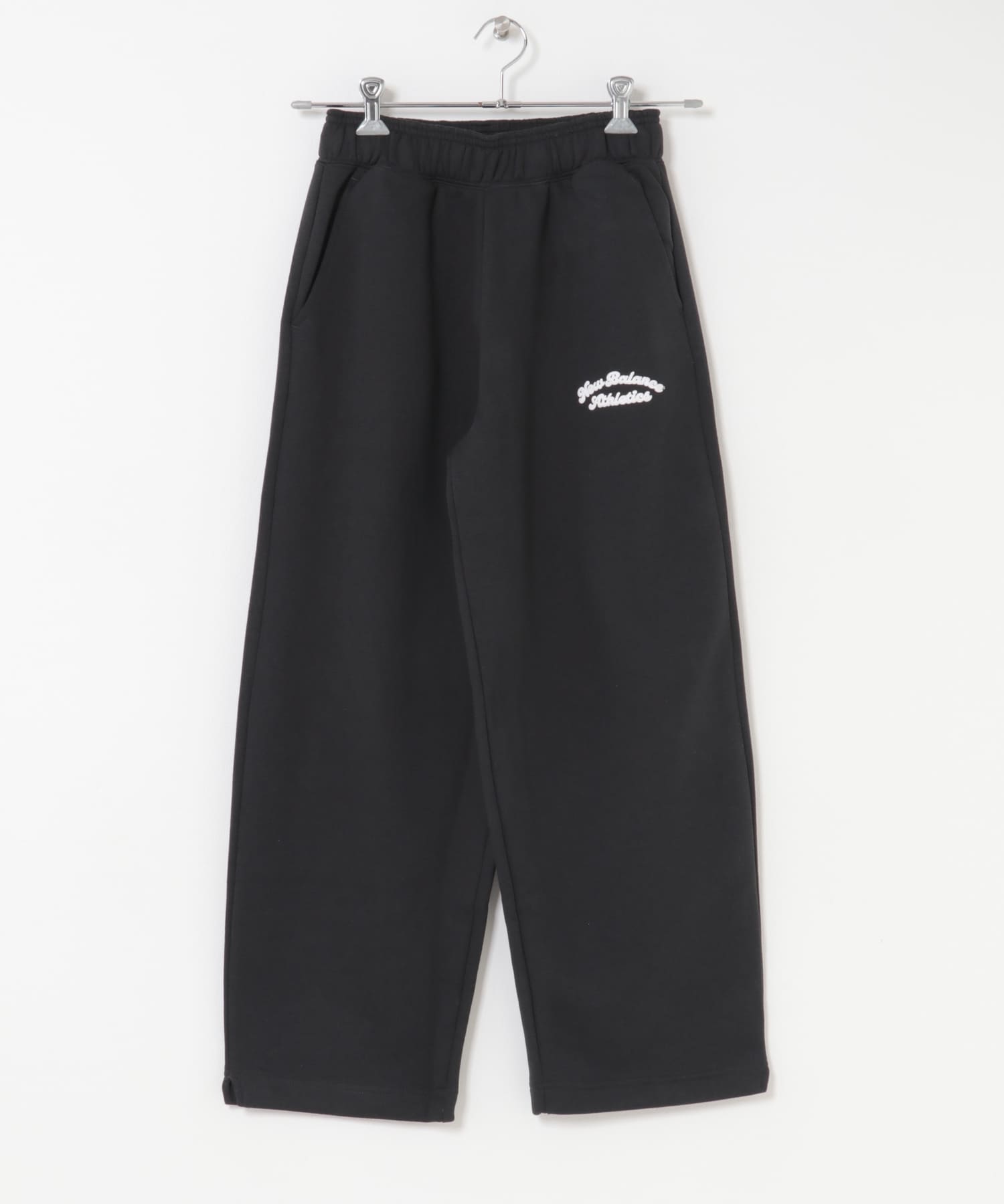 NEW BALANCE　フリースバレルレッグパンツ