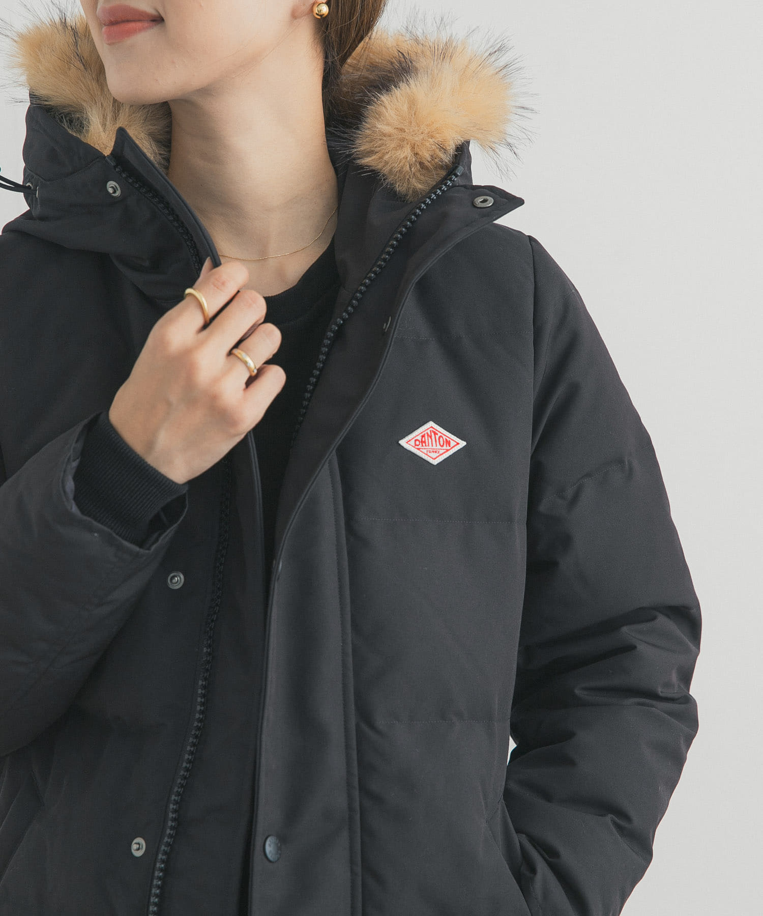DANTON FAKE FAR HOODED DOWN COAT(S BLACK): アウター｜URBAN