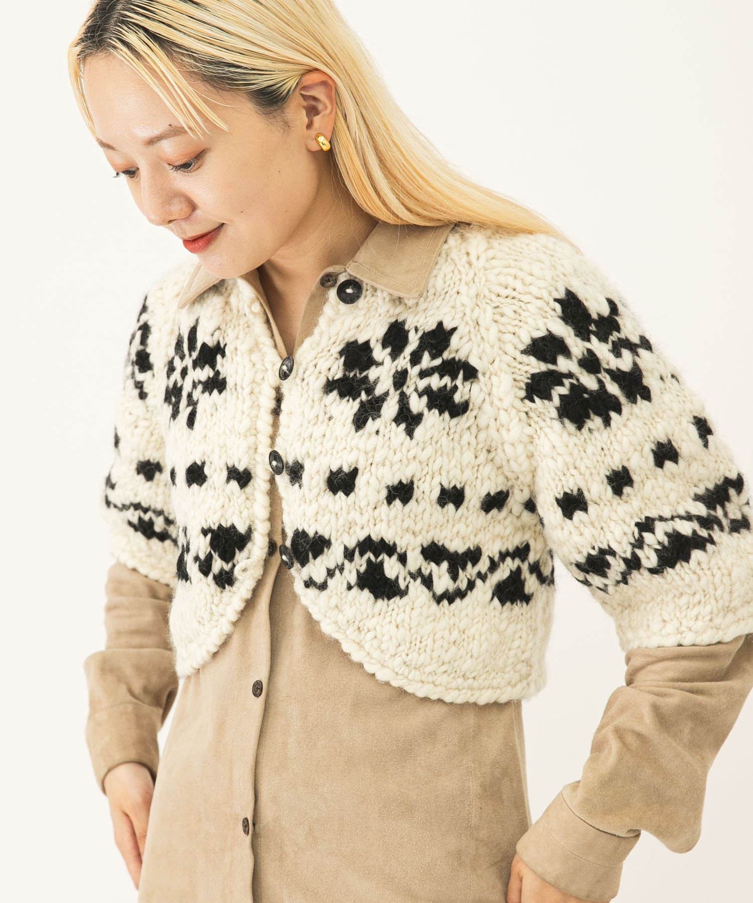 別注』KHWOPA×DOORS カウチンショートカーディガン(one IVORY