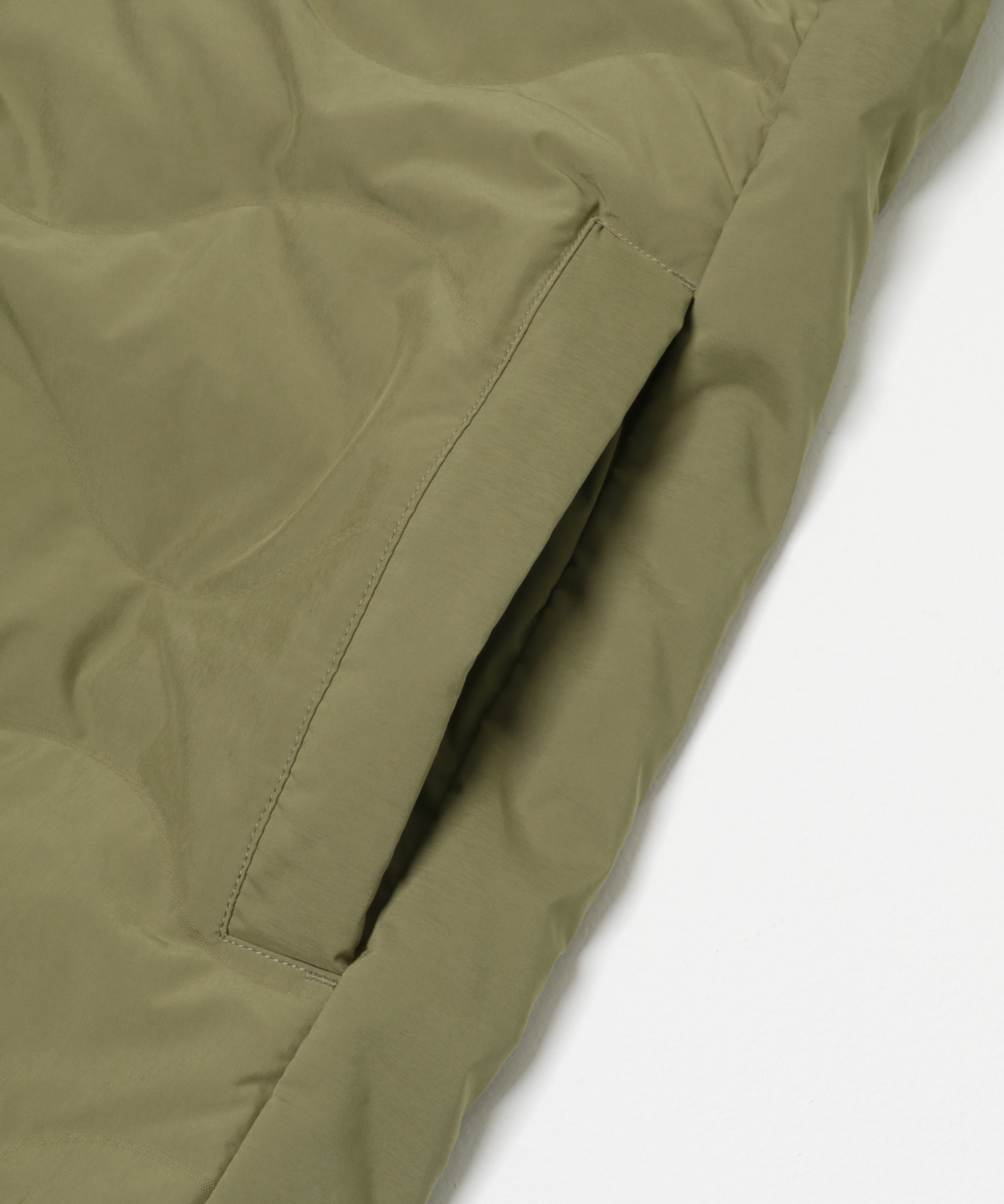 Snow Peak Apparel　Seamless Quilted Down  pullover OLIVE 1
