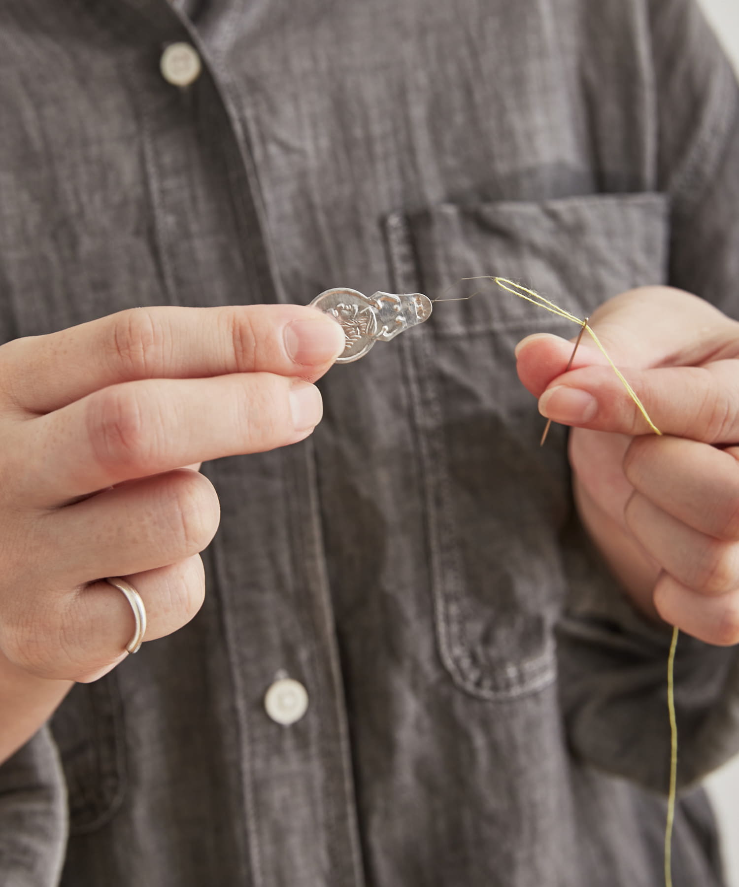 『WEB限定』KIKKERLAND　EMERGENCY SEWING KIT - -