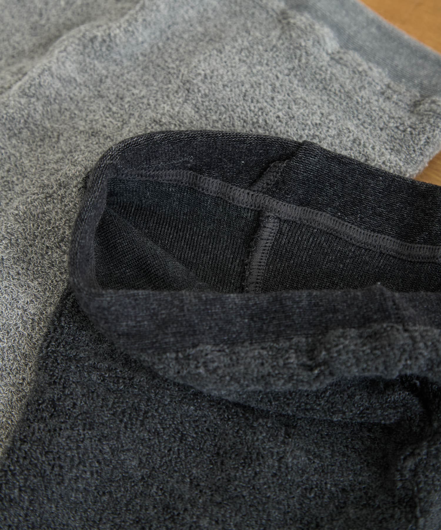 meri ja kuu　4分丈インナーパンツ シルクコットンパイル charcoal -