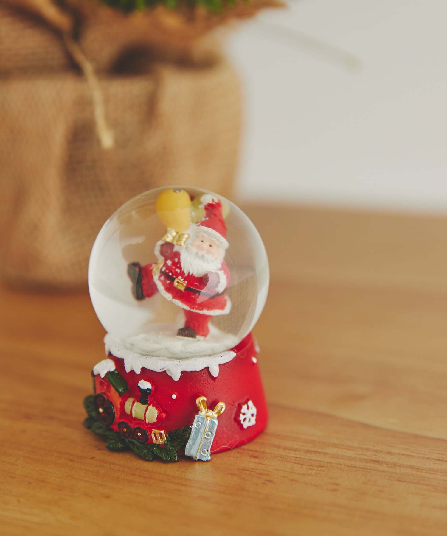 南貿易　レジンサンタスノードーム