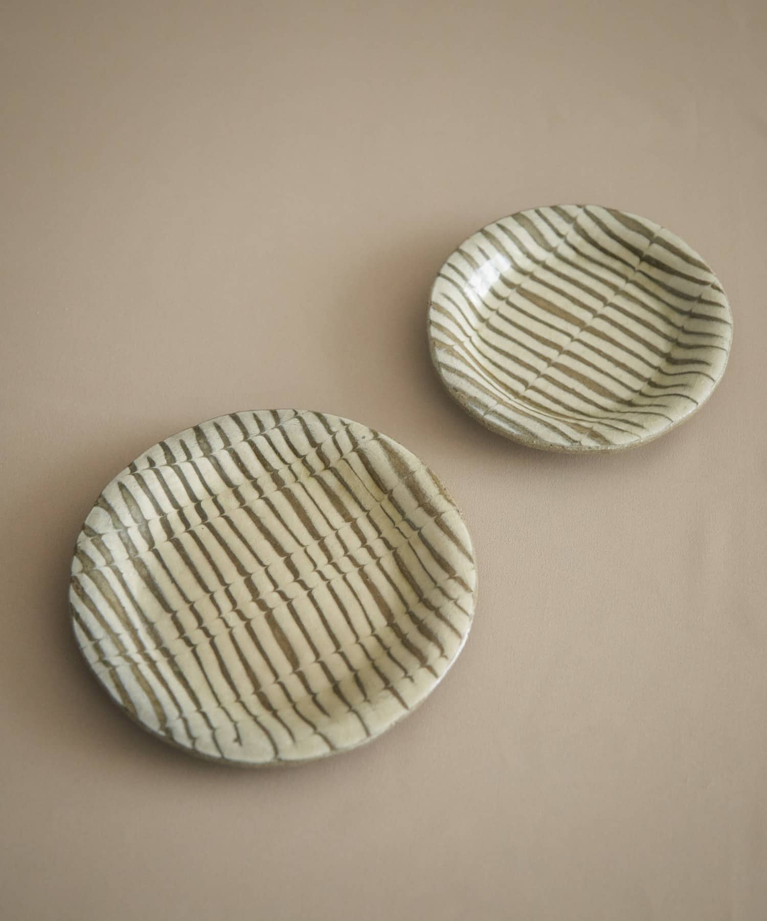 塩幡桃子　5寸プレート フェザーコーム － 5寸