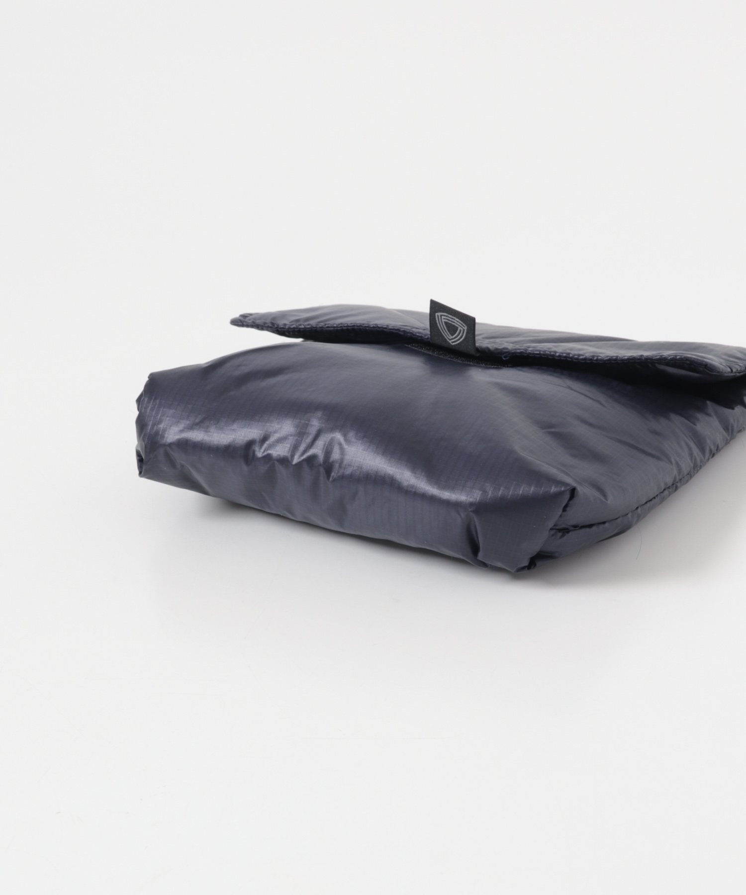 Trail Bum　P.I.POUCH M NAVY one
