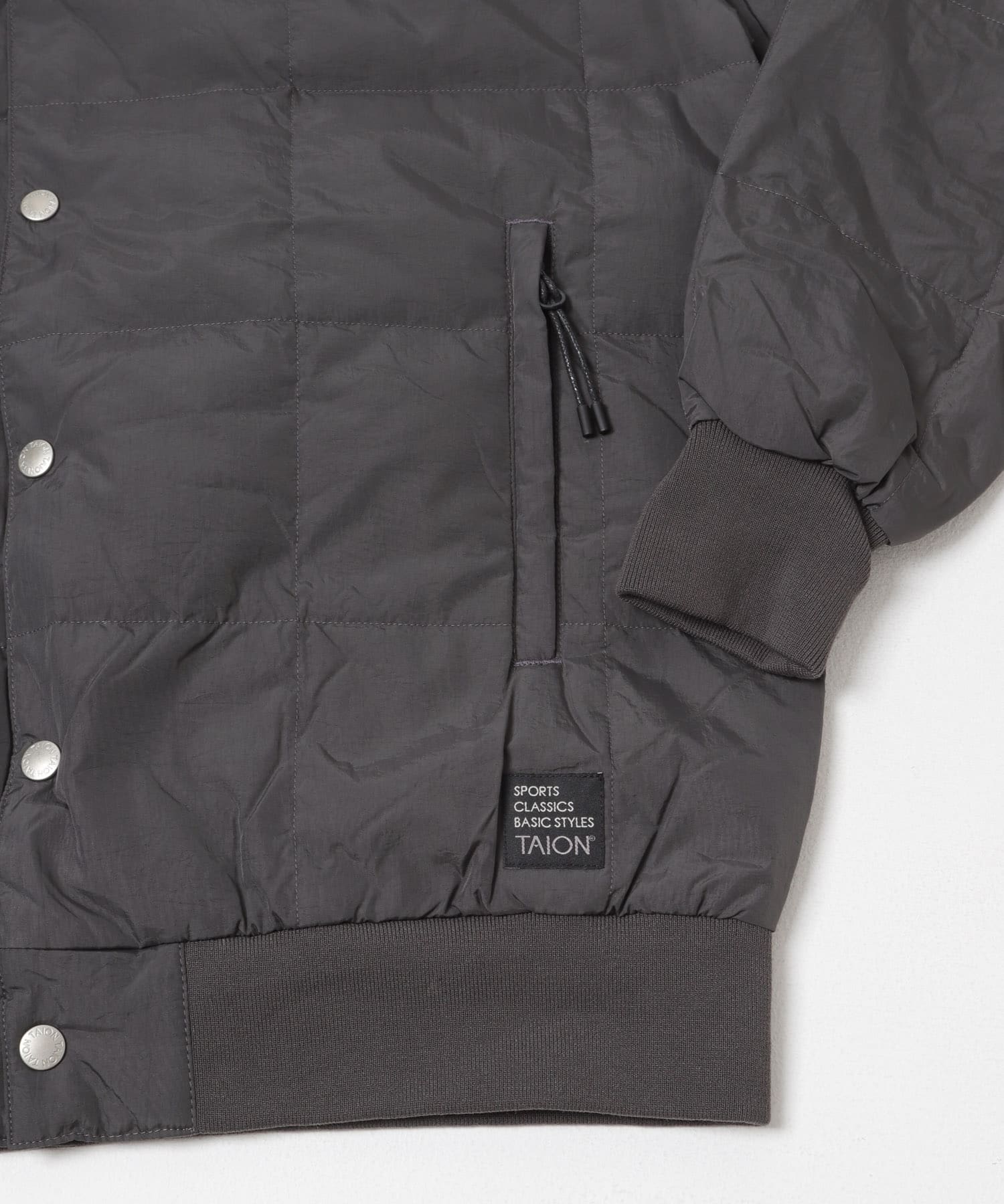 TAION　SC STUDIUM DOWN JACKET Charcoal M