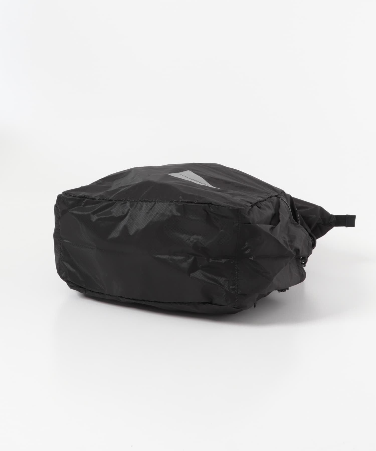 and wander　sil tote bag Black one