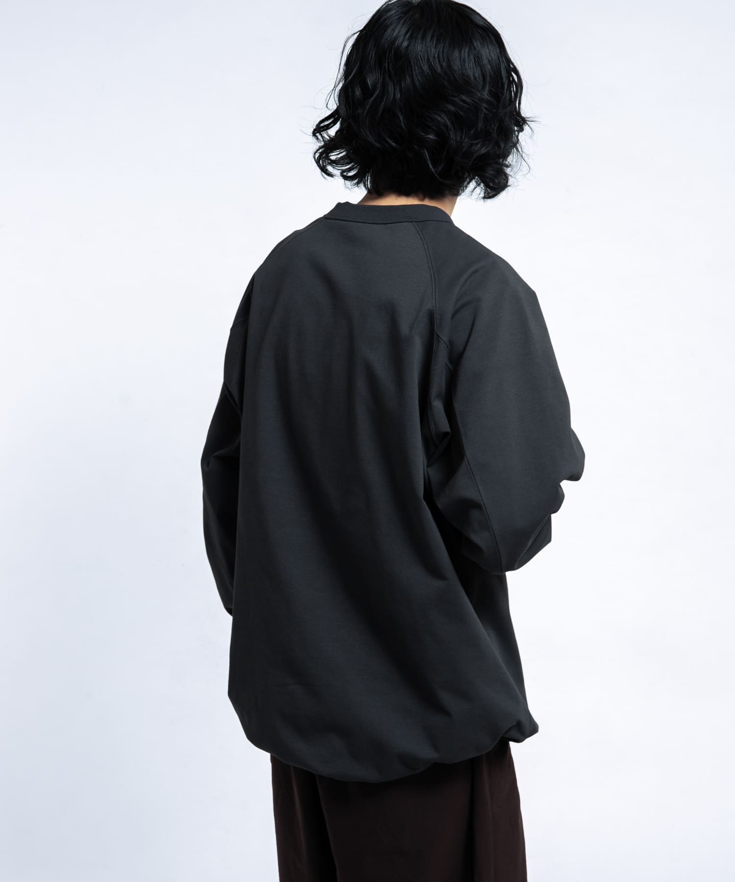 身長 : 172cm サイズ : L