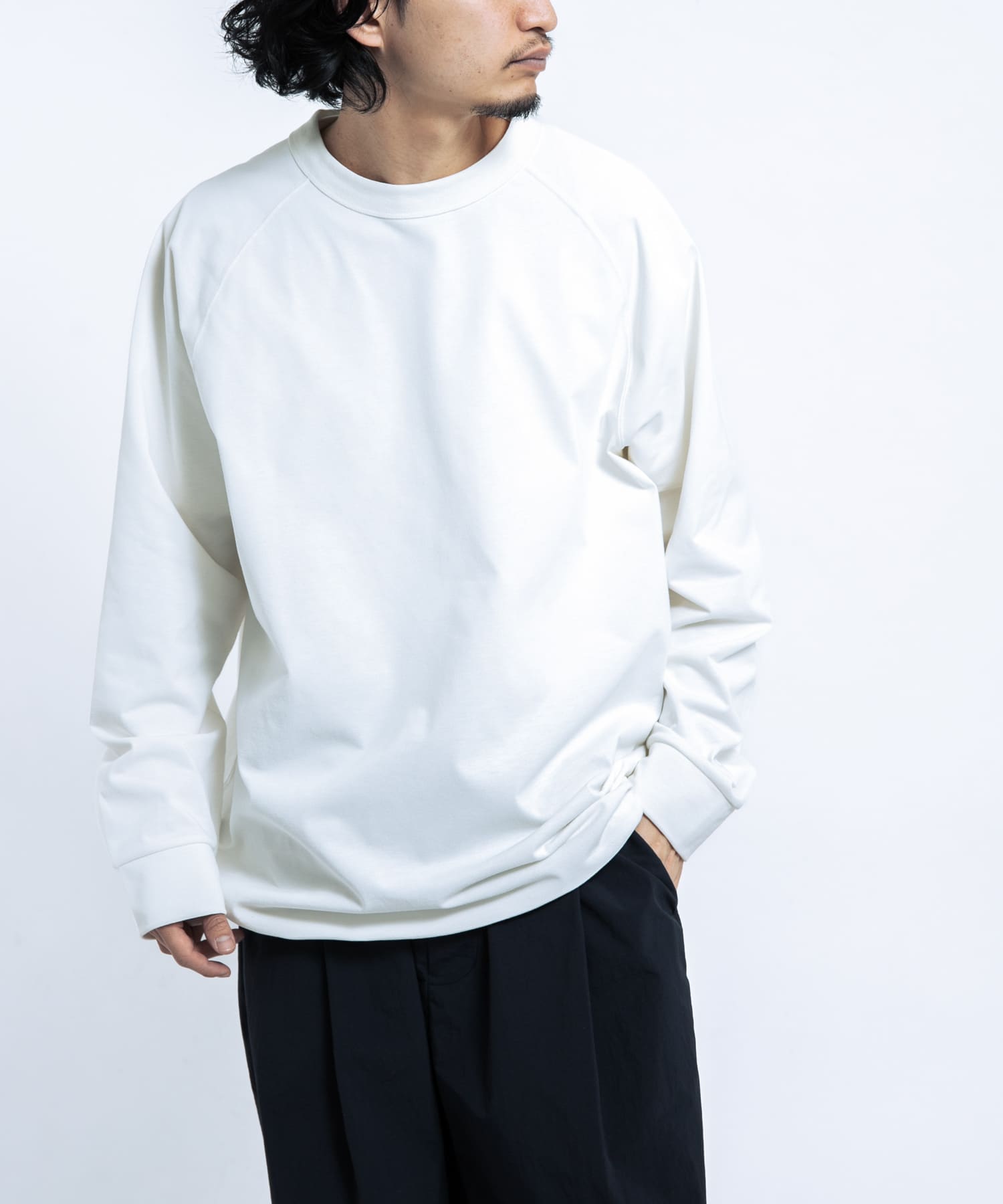 身長 : 172cm サイズ : L
