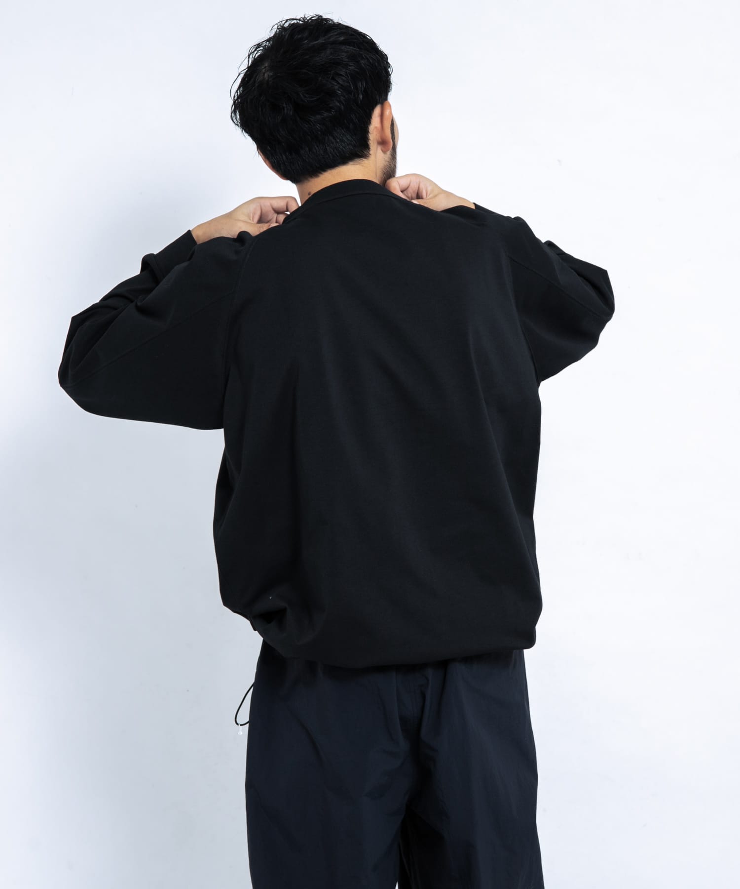身長 : 179cm サイズ : L