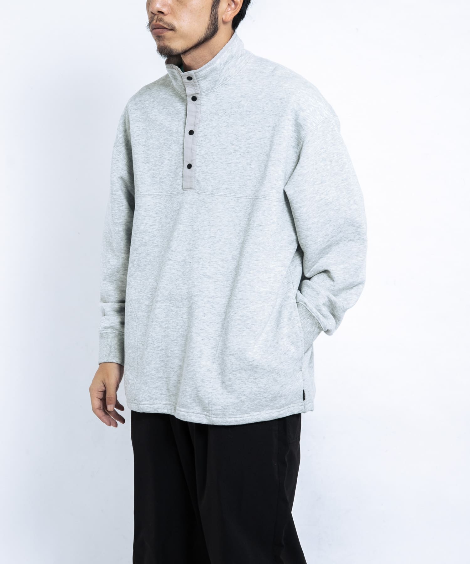 身長 : 179cm サイズ : L