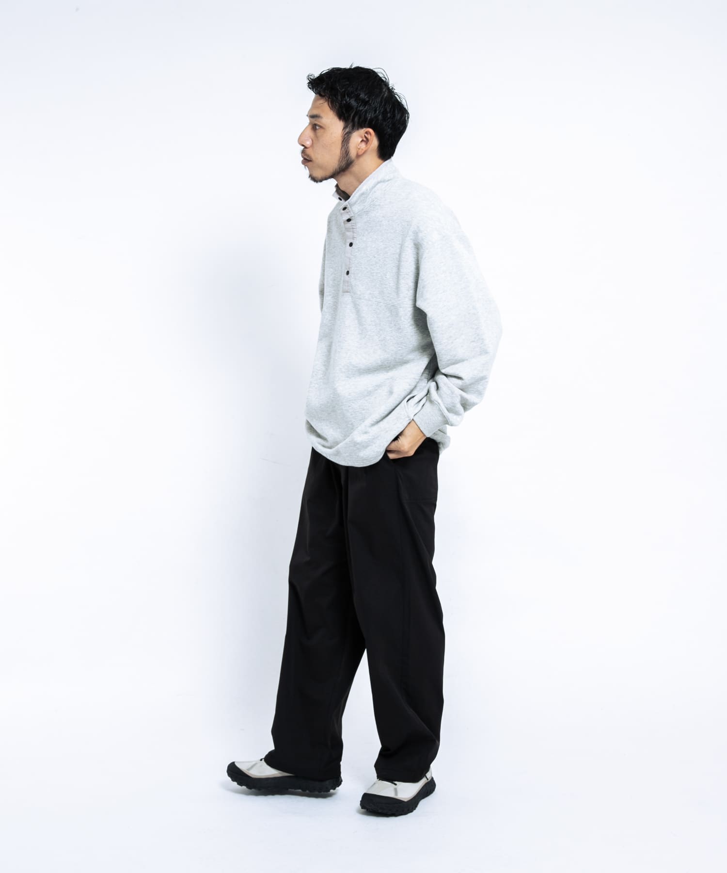 身長 : 179cm サイズ : L