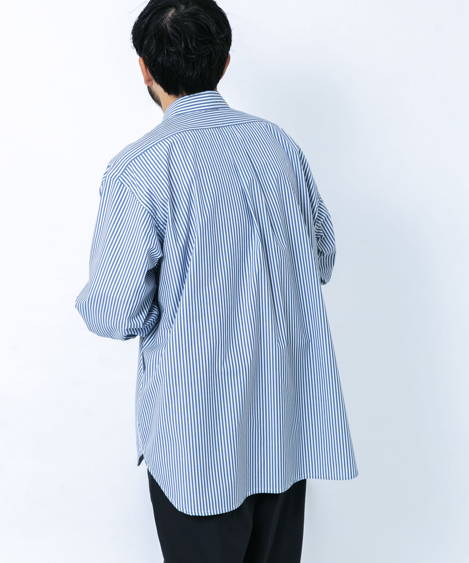 身長 : 179cm サイズ : L