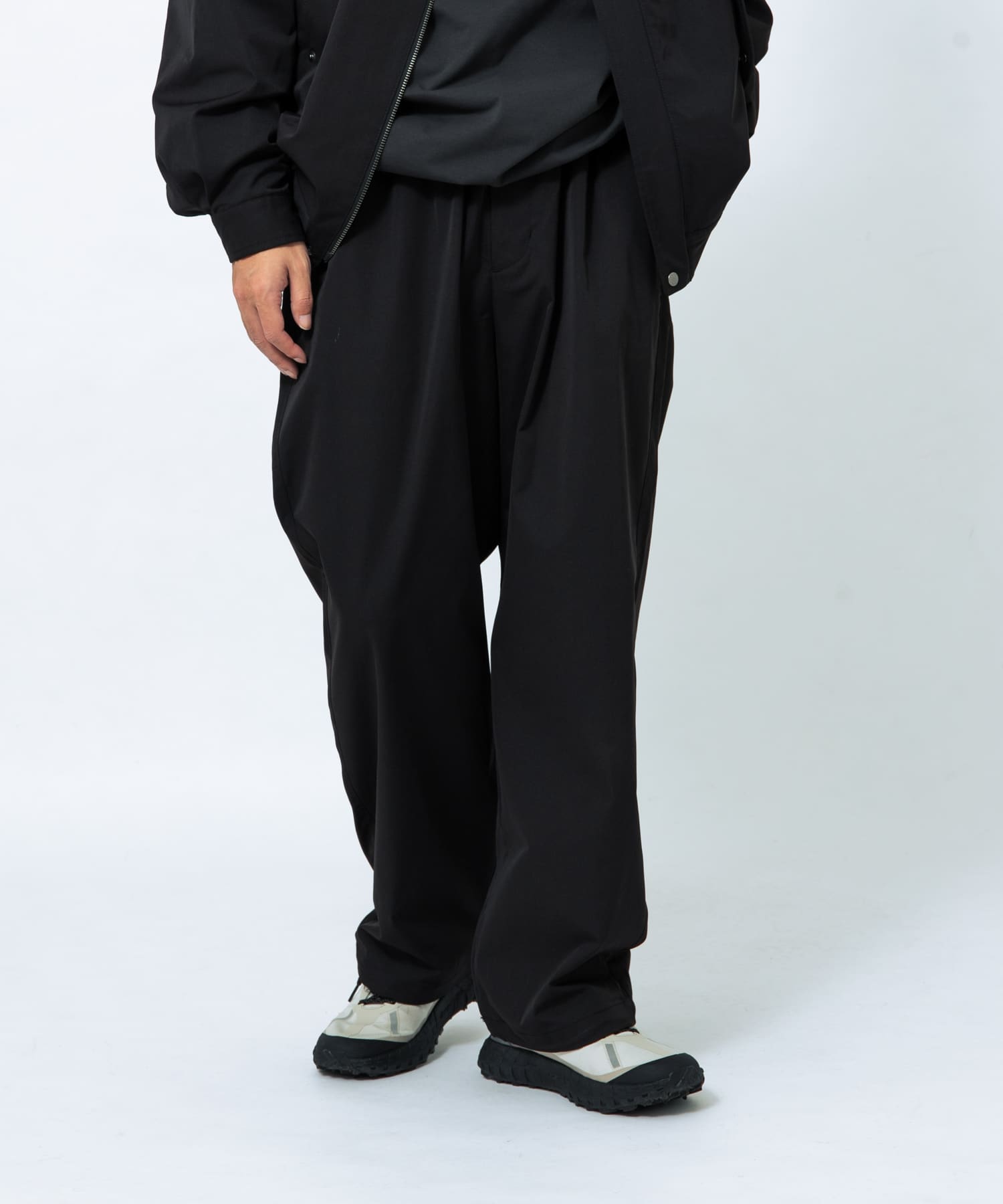 身長 : 179cm サイズ : L