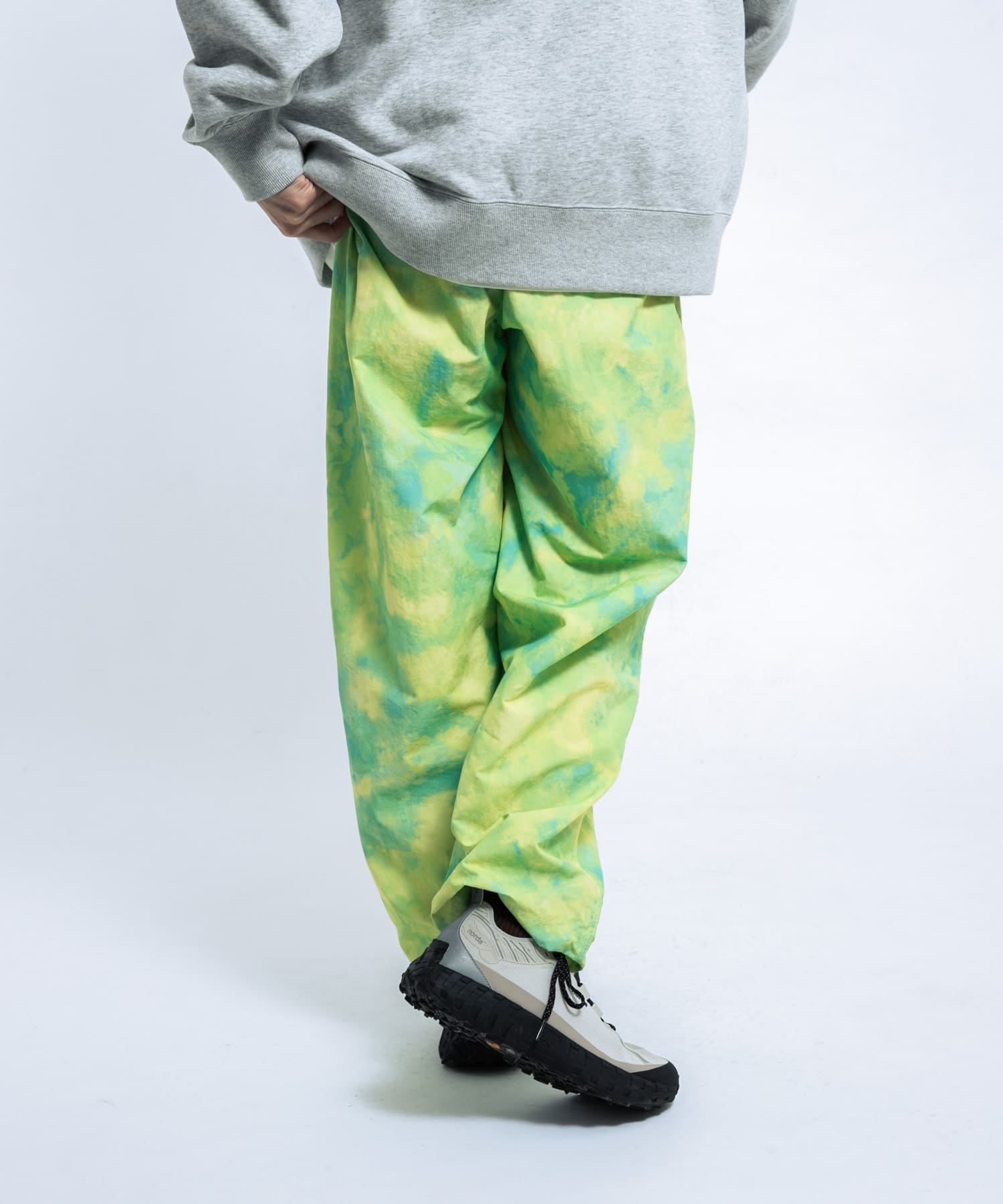 身長 : 172cm サイズ : L