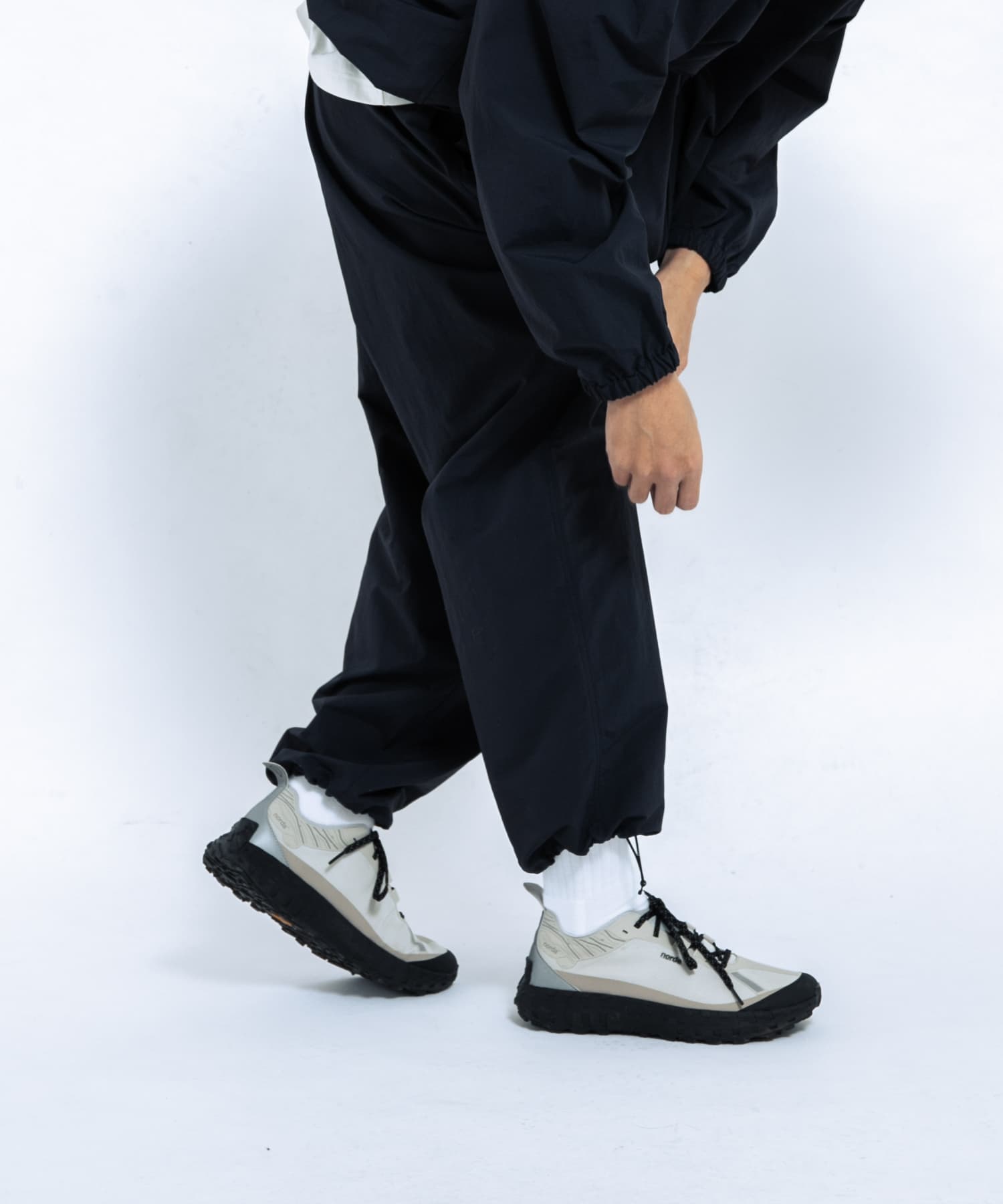 身長 : 179cm サイズ : L