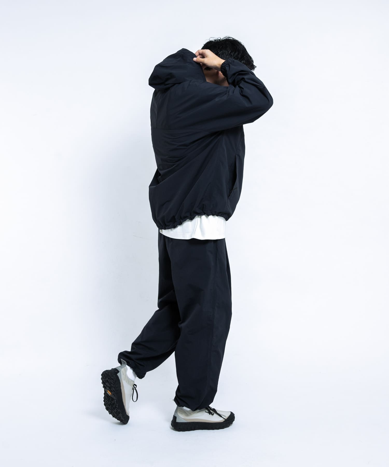 身長 : 179cm サイズ : L